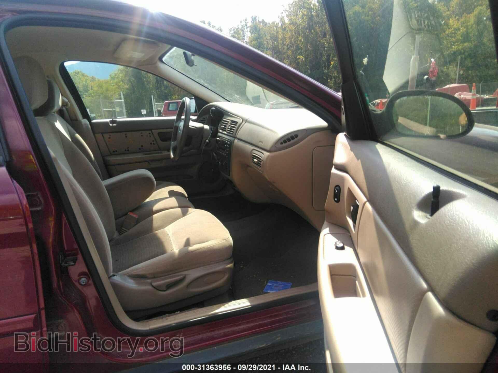 2006 FORD TAURUS - VIN: 1FAFP53U96A261508 - Фото 5