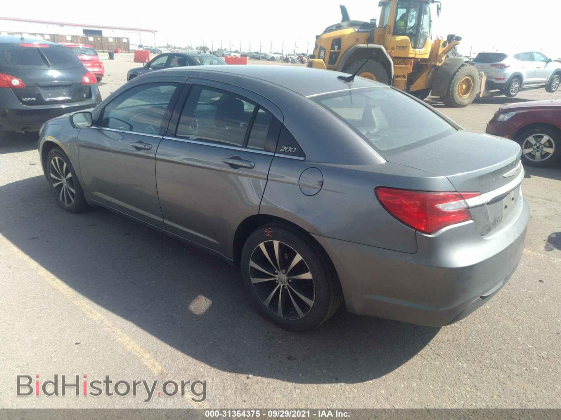2013 CHRYSLER 200 - VIN: 1C3CCBCG6DN755076 - Фото 3