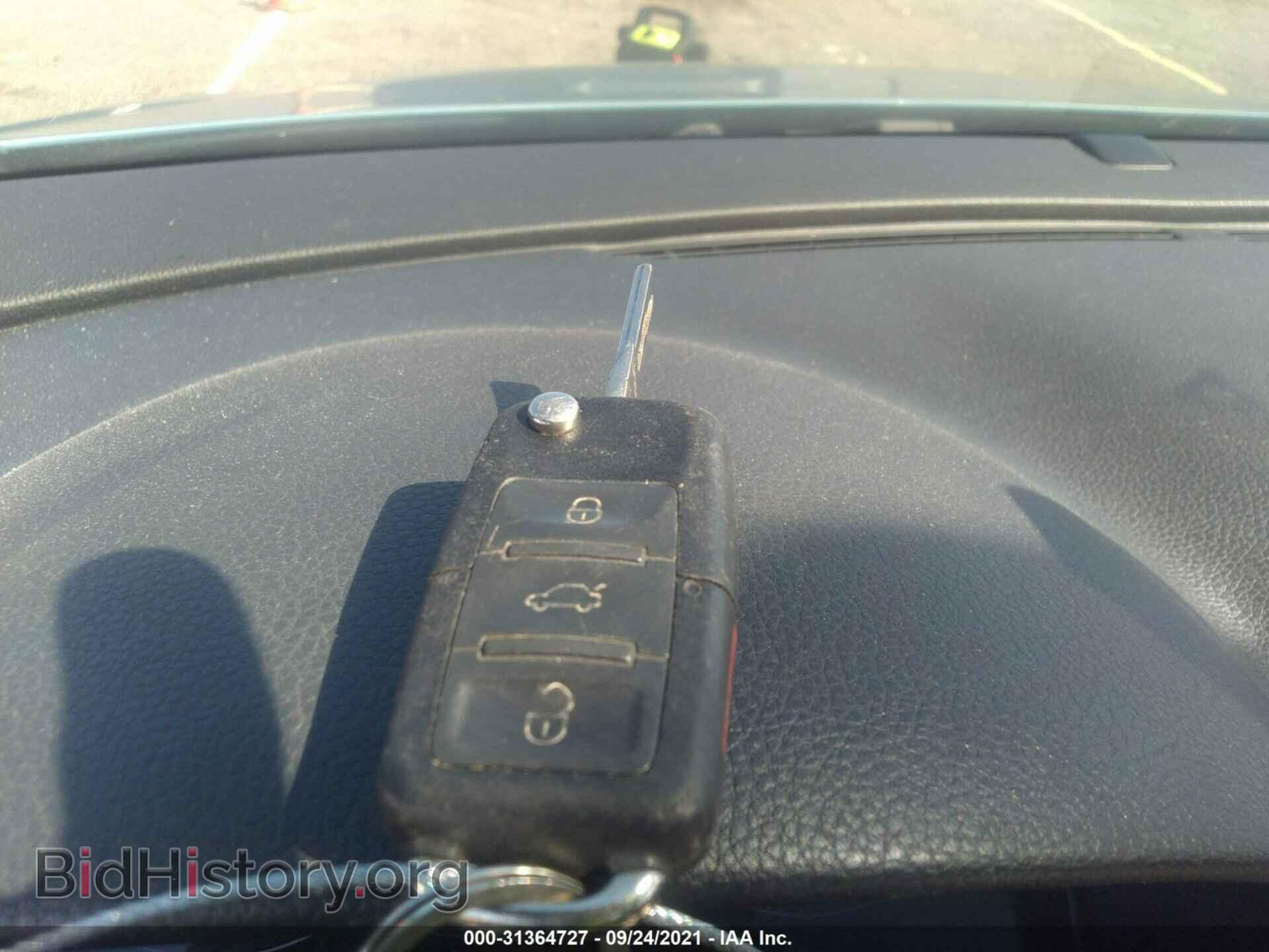 2009 VOLKSWAGEN EOS - VIN: WVWFA71FX9V016385 - Фото 11