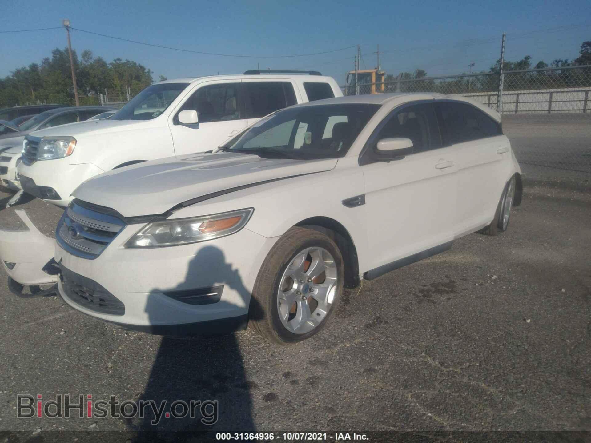 2011 FORD TAURUS - VIN: 1FAHP2DW2BG133884 - Фото 2