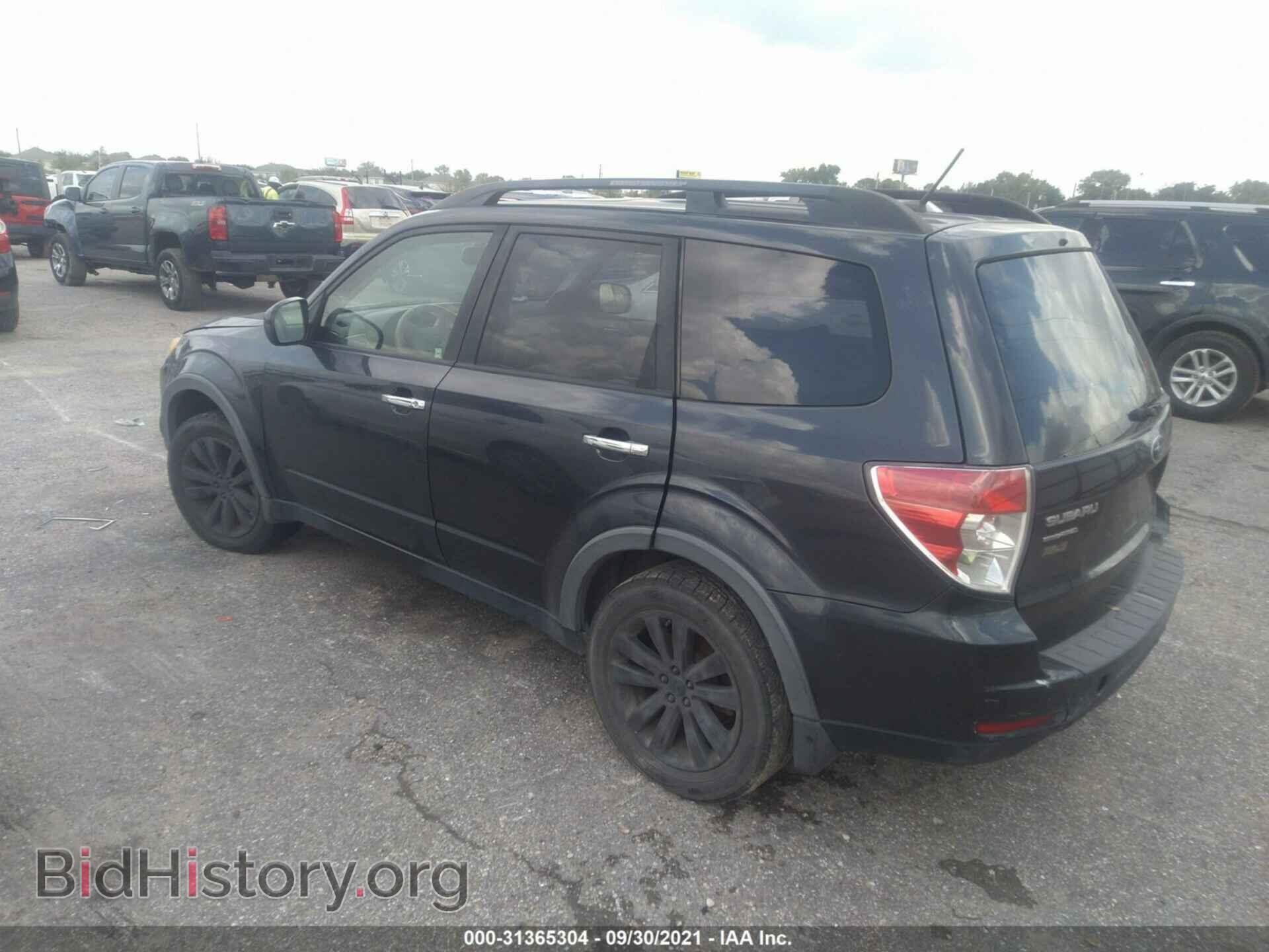 2011 SUBARU FORESTER - VIN: JF2SHADC2BG743895 - Фото 3