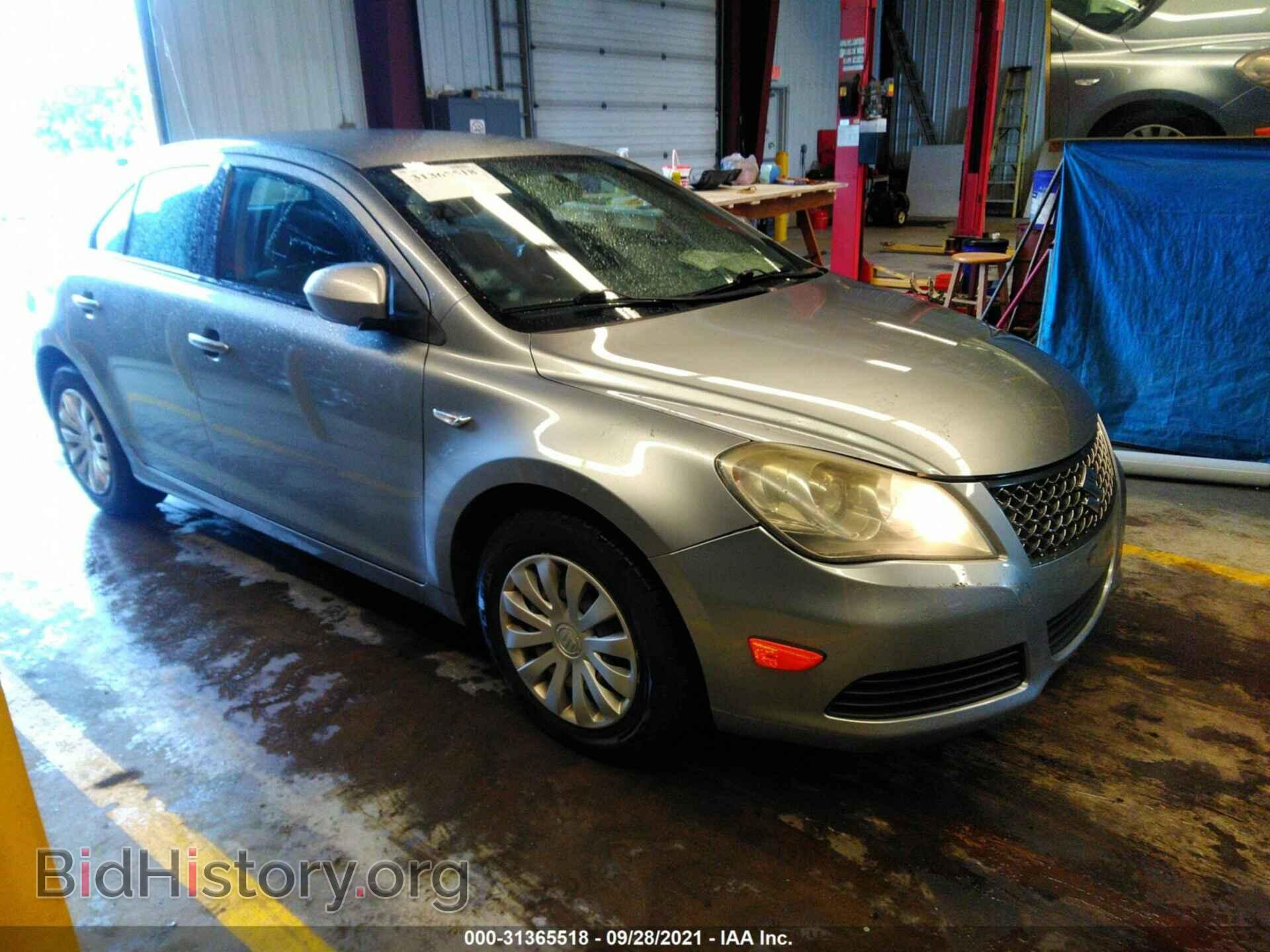 Photo JS2RF9A10A6100105 - SUZUKI KIZASHI 2010