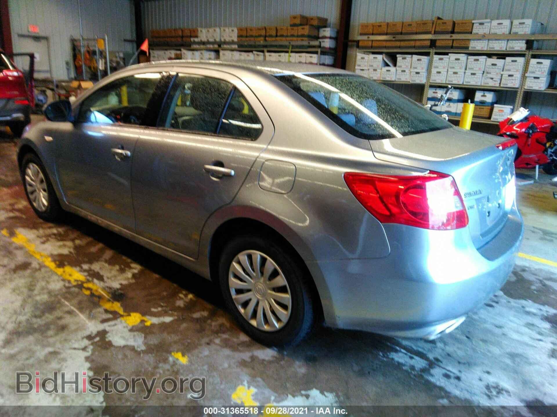 2010 SUZUKI KIZASHI - VIN: JS2RF9A10A6100105 - Photo 3