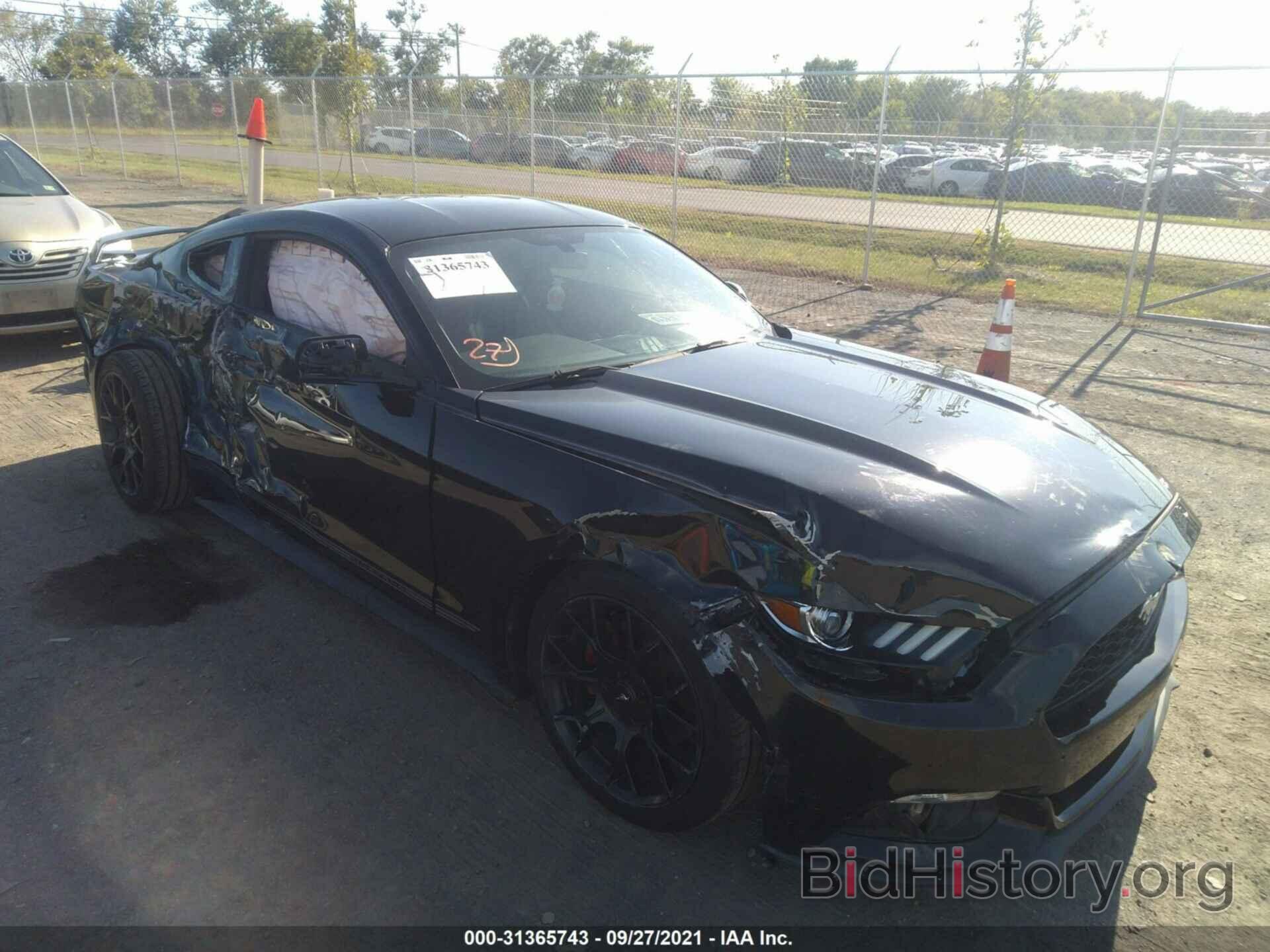 Photo 1FA6P8TH9H5345893 - FORD MUSTANG 2017