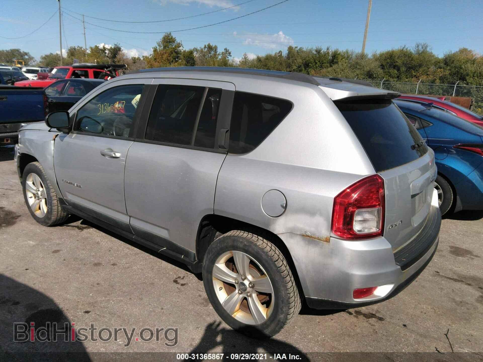 2011 JEEP COMPASS - VIN: 1J4NF1FBXBD258034 - Photo 3