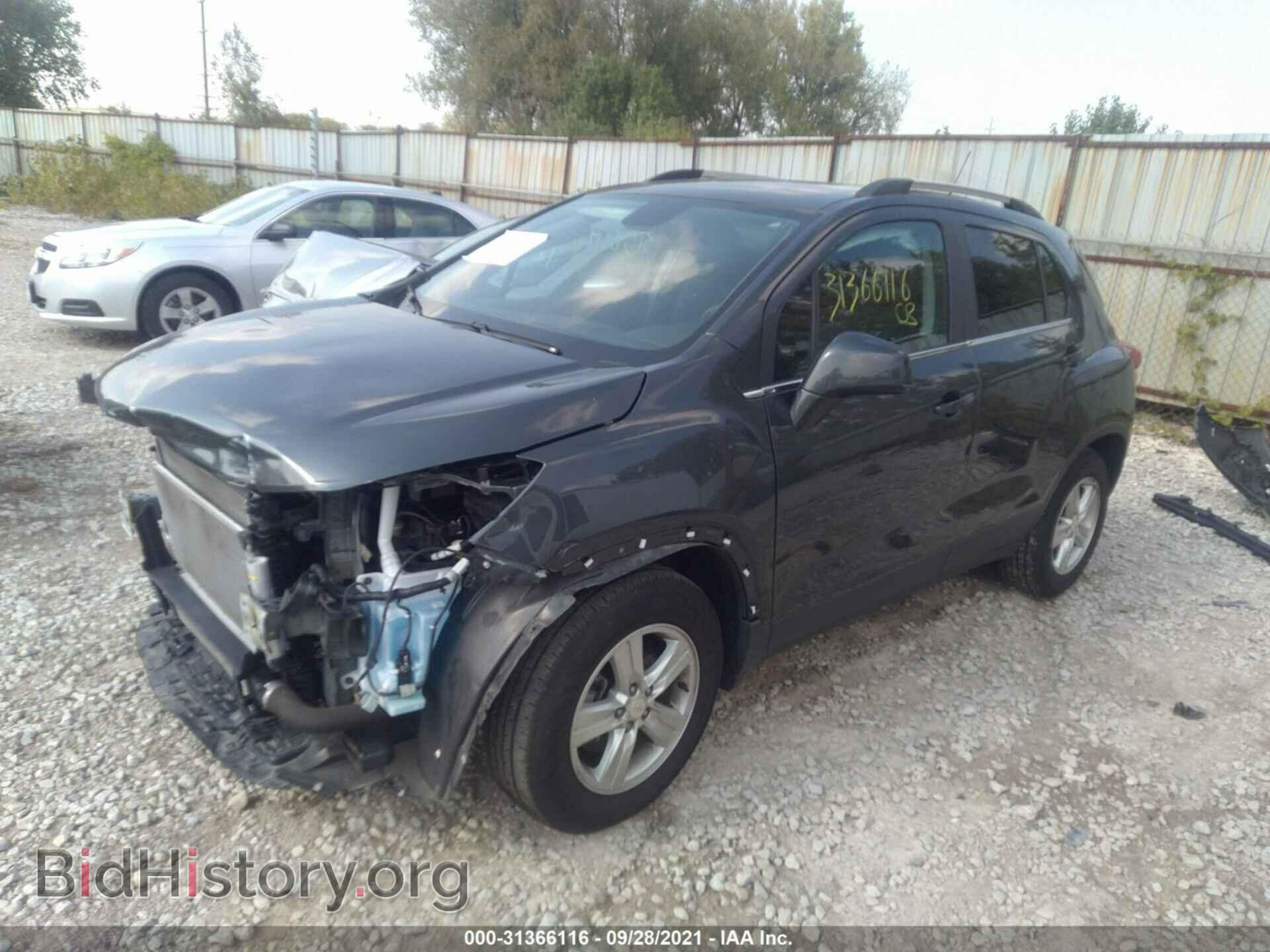 2020 CHEVROLET TRAX - VIN: 3GNCJLSB3LL127110 - Фото 2