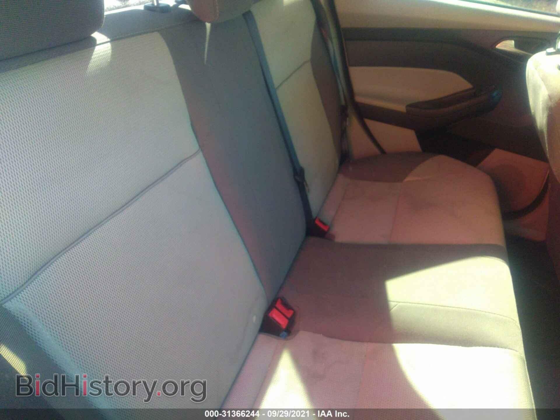 2012 FORD FOCUS - VIN: 1FAHP3F23CL290963 - Photo 8