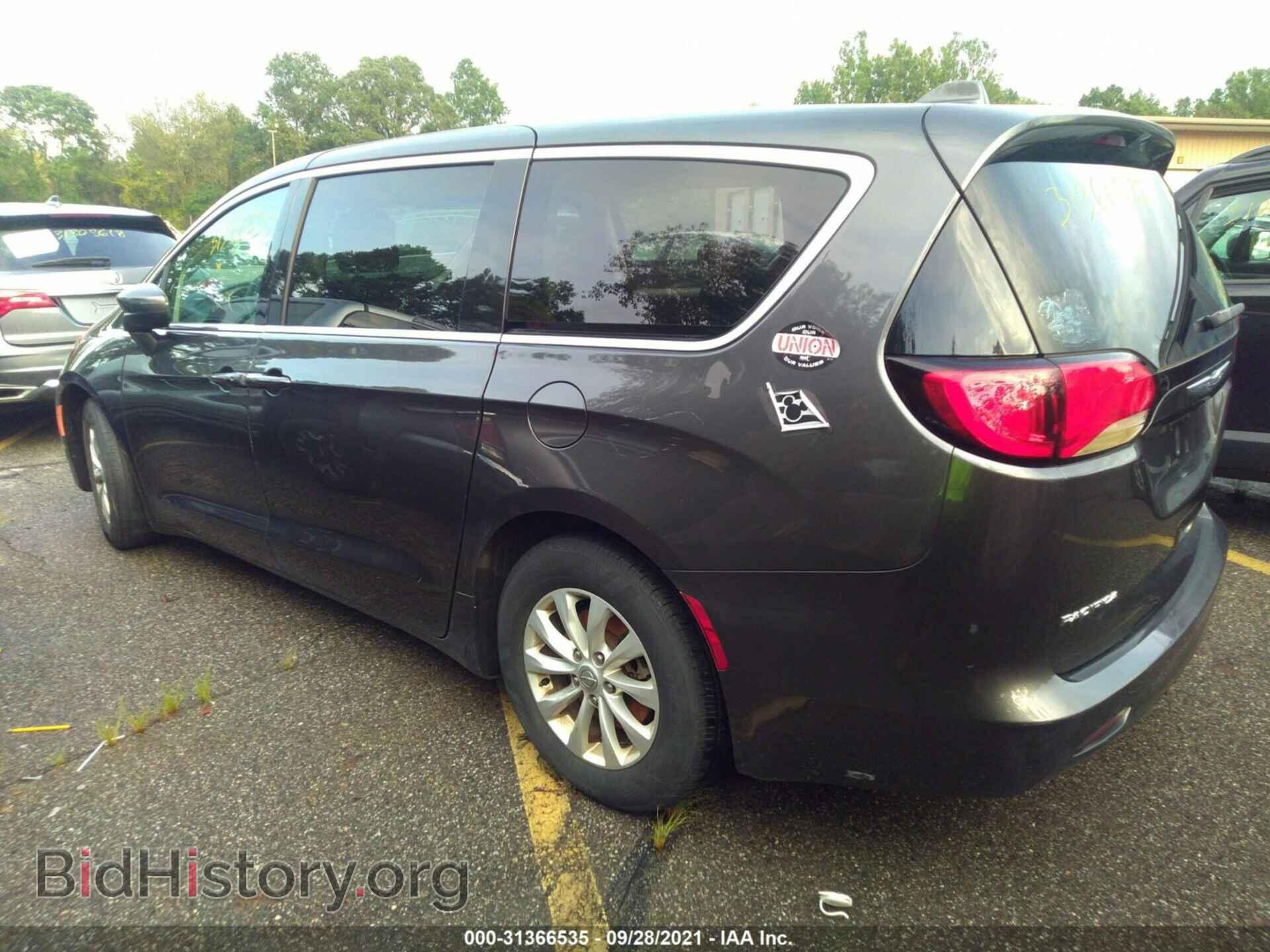 2017 CHRYSLER PACIFICA - VIN: 2C4RC1DGXHR507680 - Photo 3