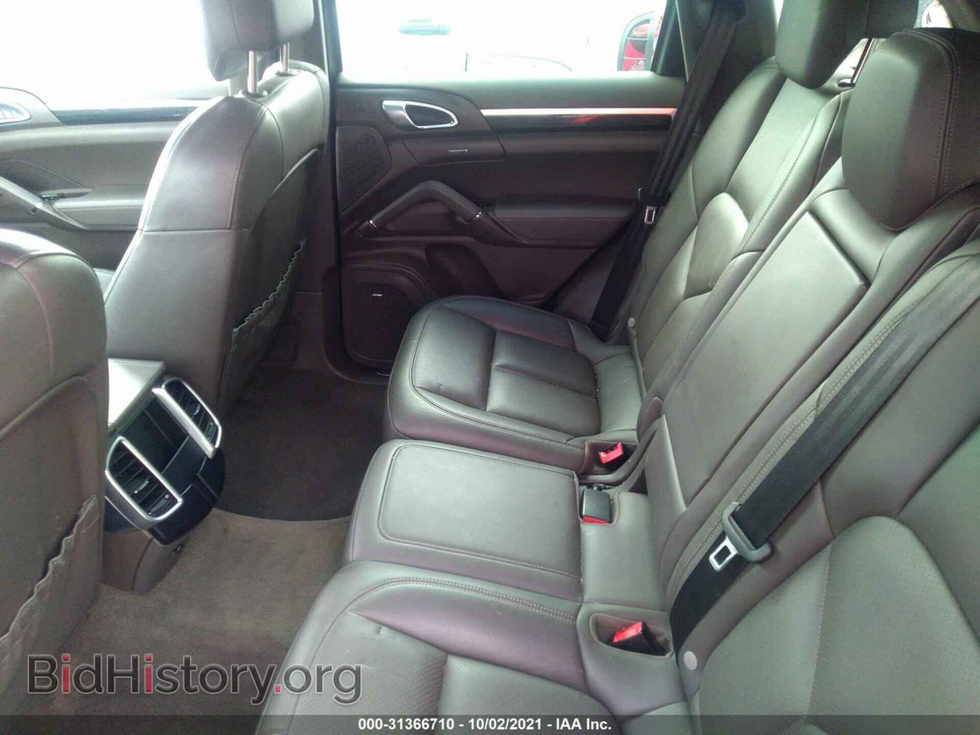 2016 PORSCHE CAYENNE - VIN: WP1AA2A23GKA12508 - Фото 8