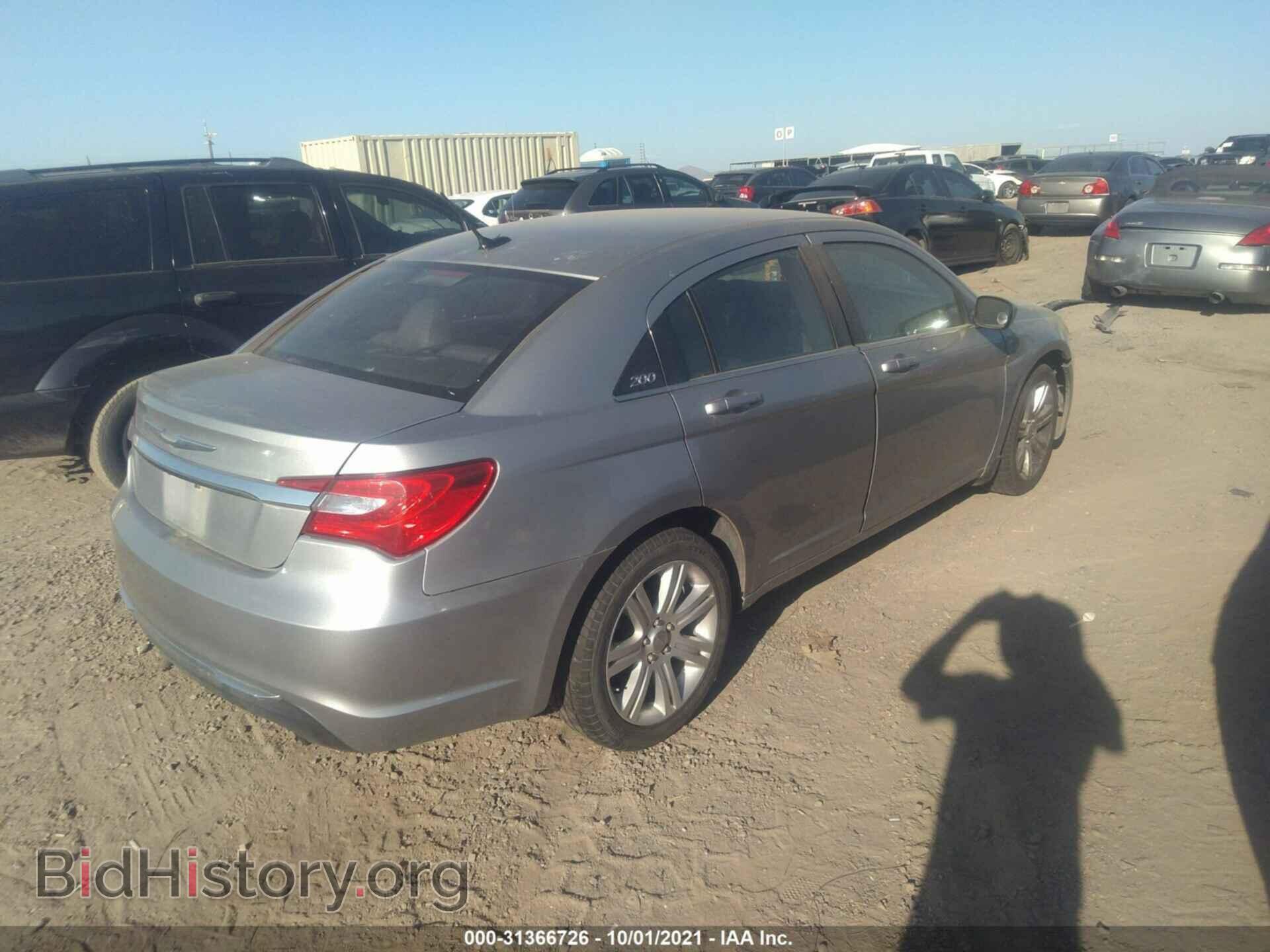 2013 CHRYSLER 200 - VIN: 1C3CCBBB1DN694631 - Фото 4