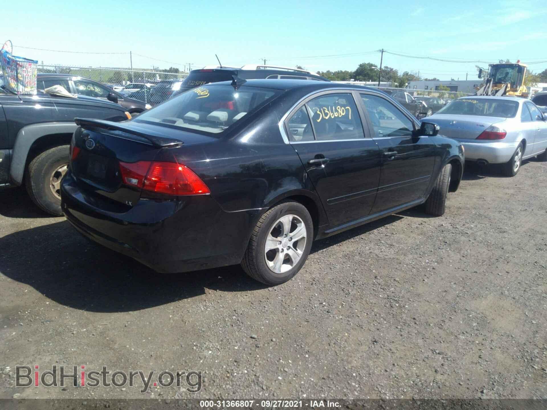 2009 KIA OPTIMA - VIN: KNAGE228295356669 - Фото 4