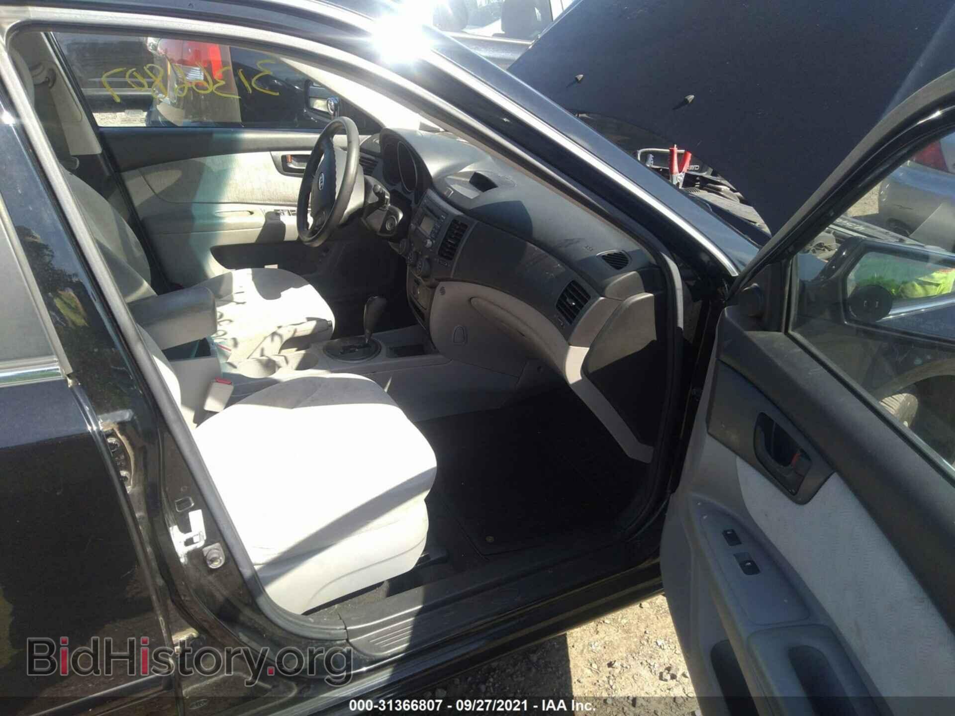 2009 KIA OPTIMA - VIN: KNAGE228295356669 - Фото 5