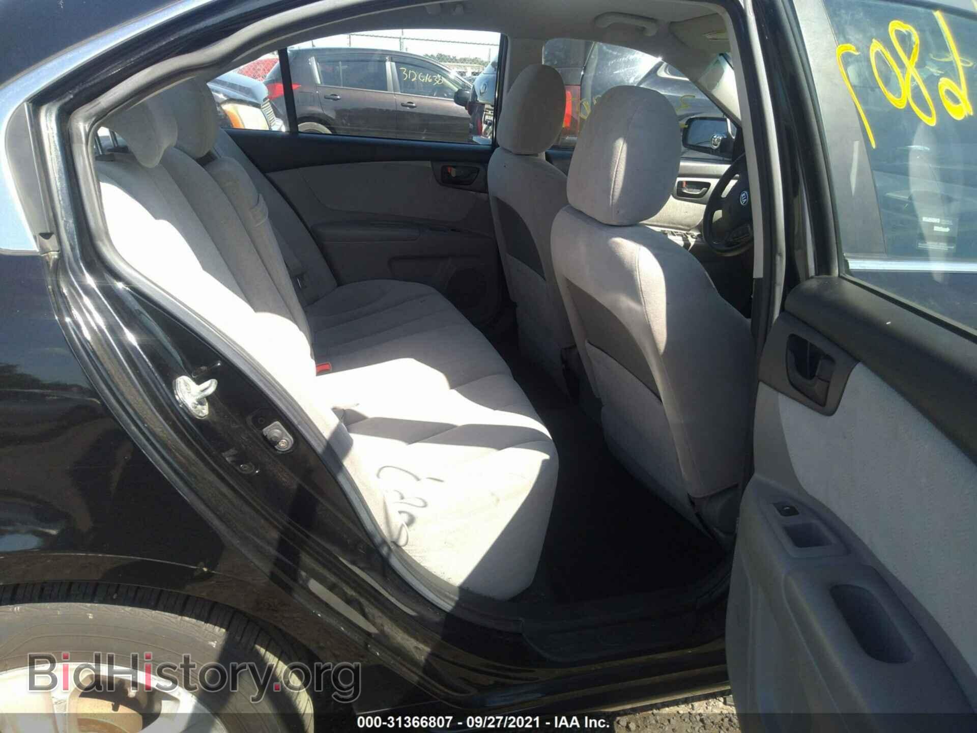 2009 KIA OPTIMA - VIN: KNAGE228295356669 - Фото 8