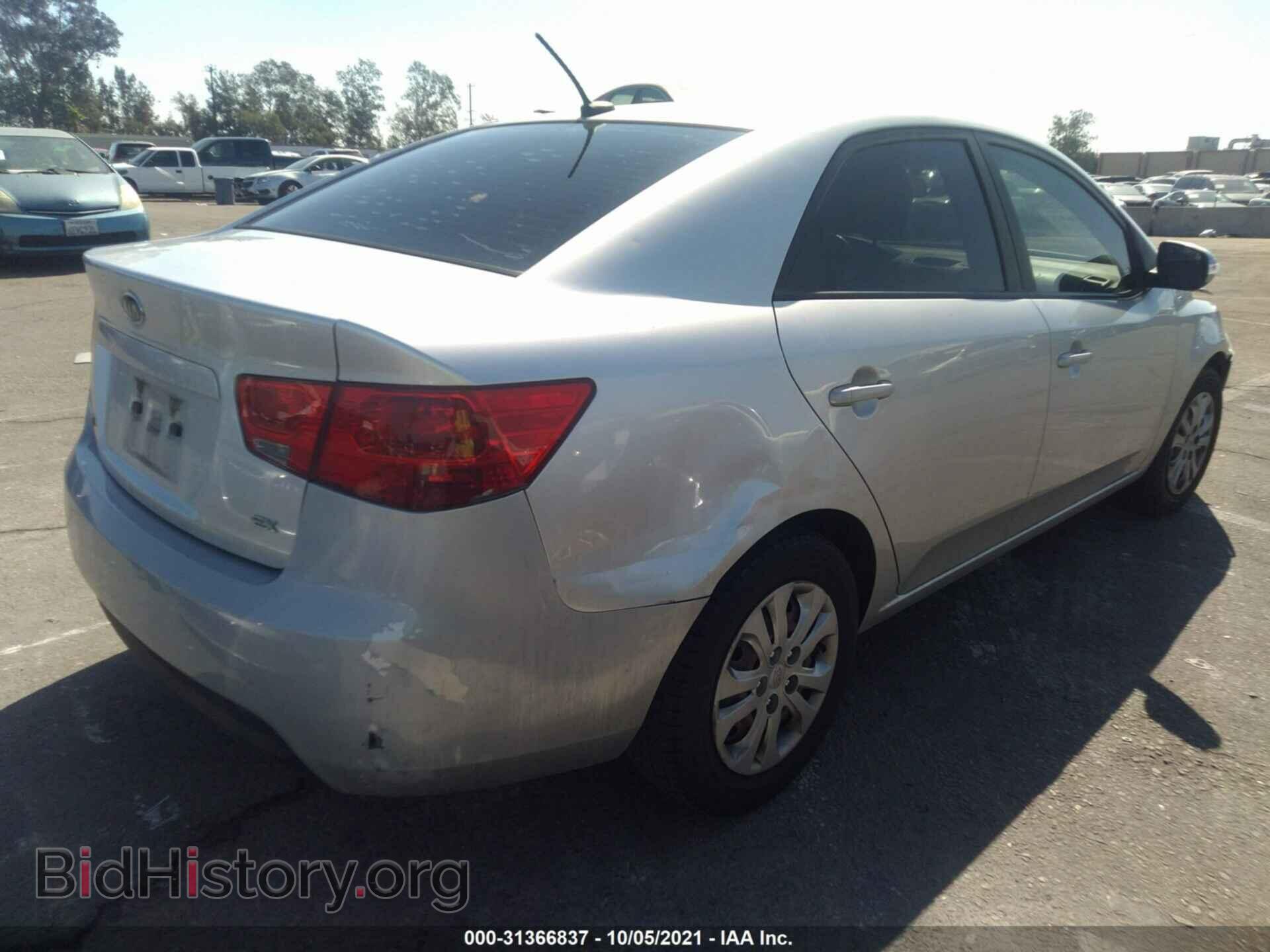 2010 KIA FORTE - VIN: KNAFU4A20A5113079 - Фото 4