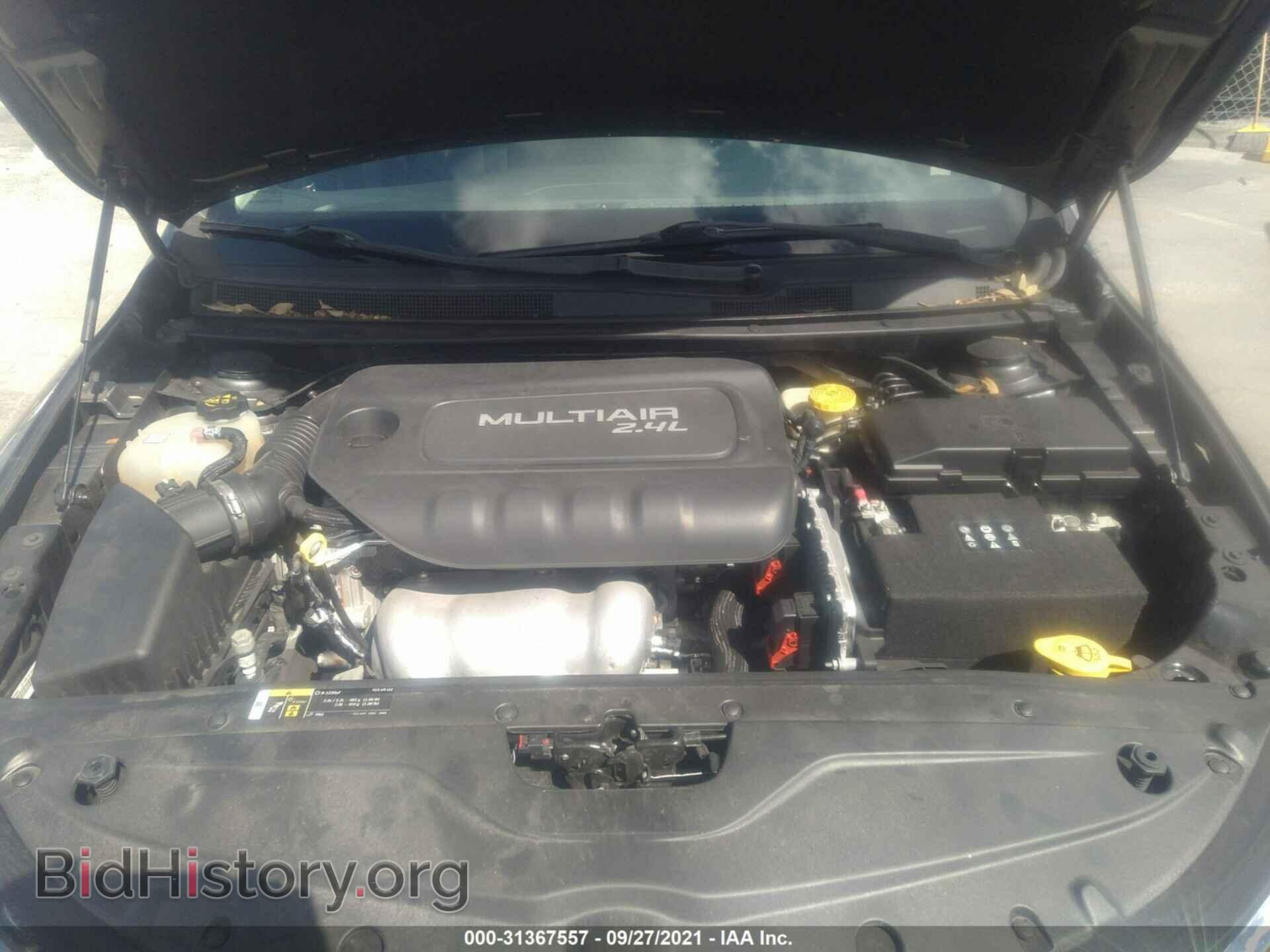 2017 CHRYSLER 200 - VIN: 1C3CCCAB0HN511782 - Фото 10