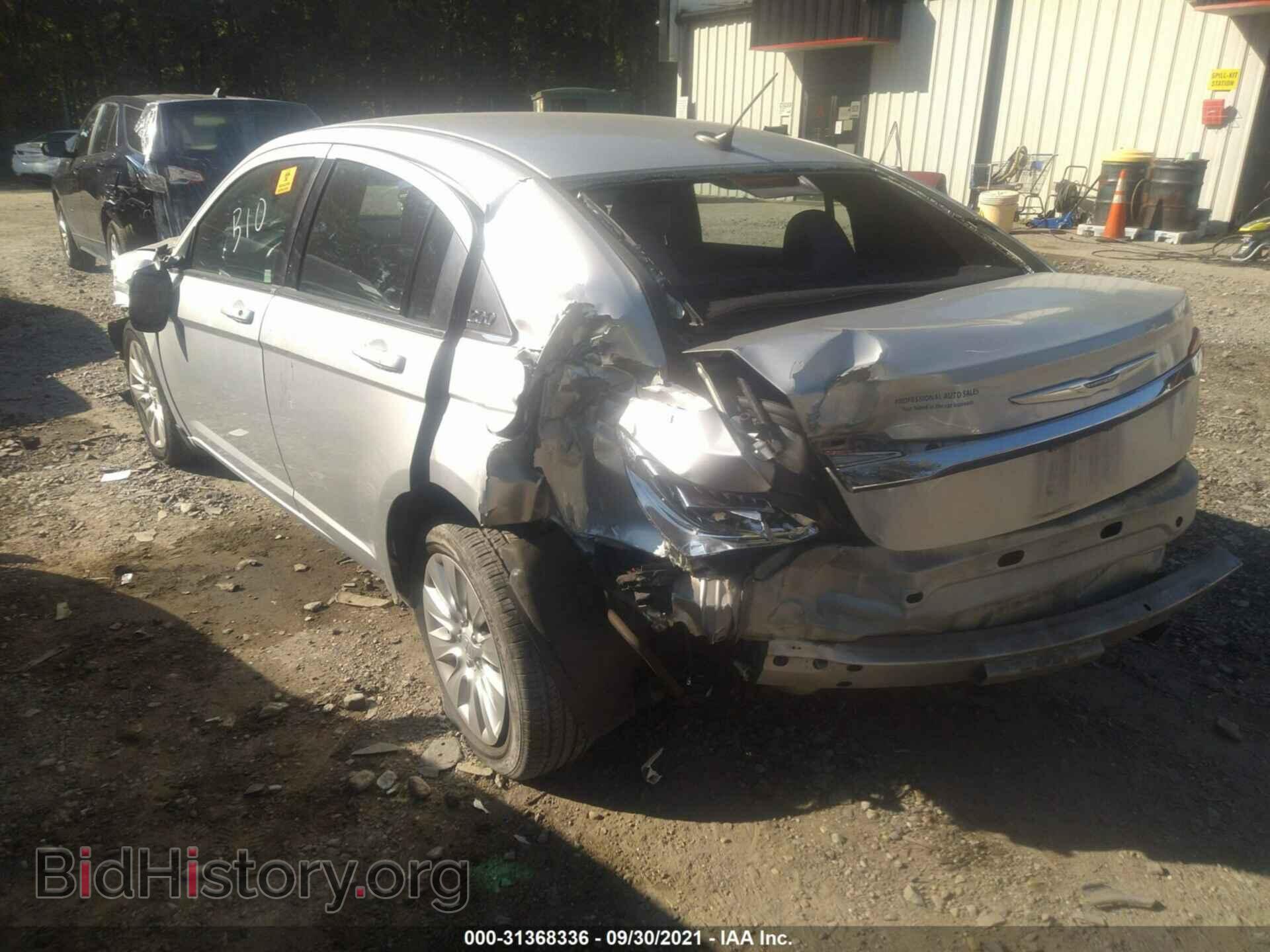 2012 CHRYSLER 200 - VIN: 1C3CCBAB9CN292632 - Photo 3