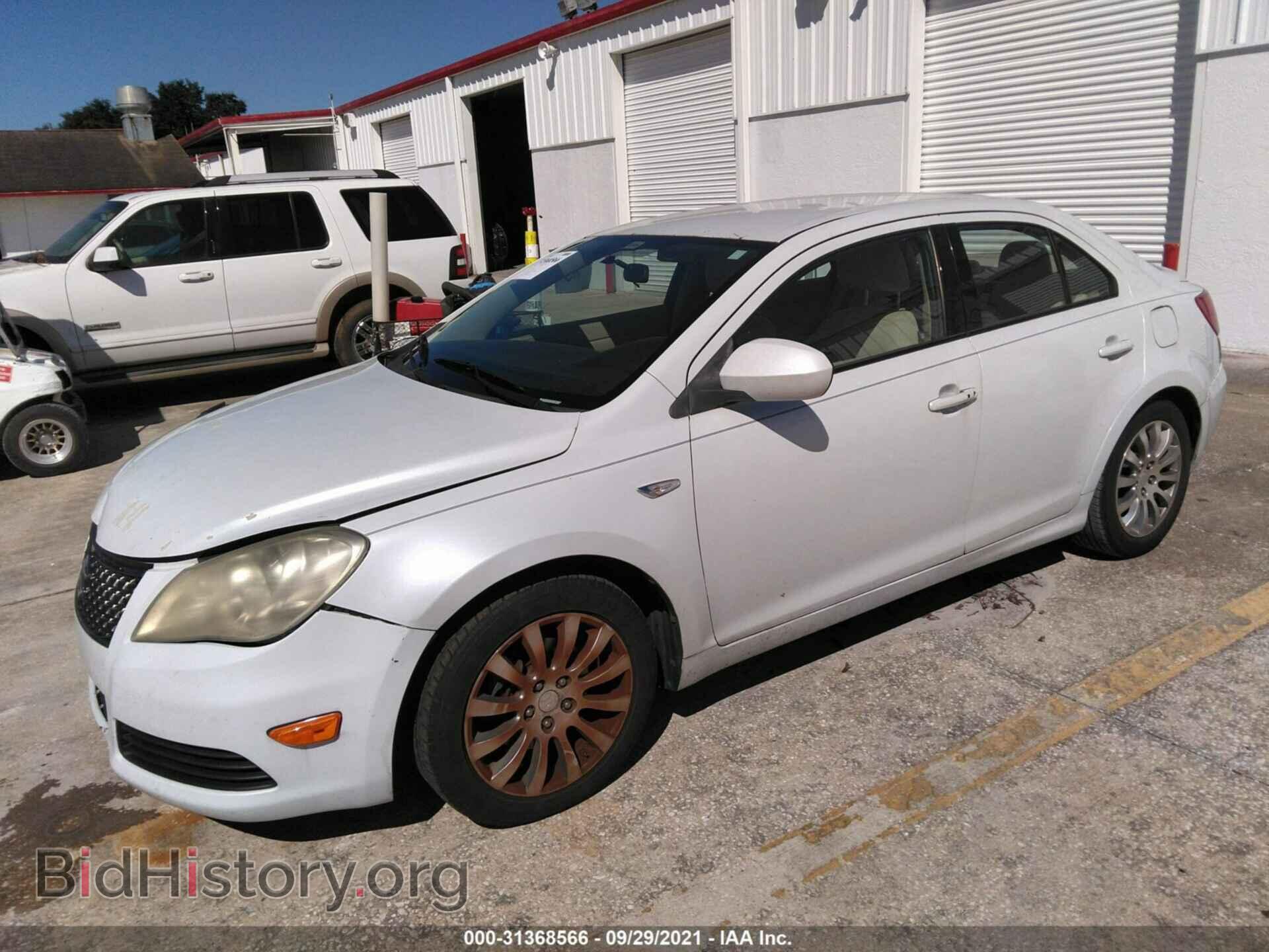 2010 SUZUKI KIZASHI - VIN: JS2RE9A34A6101357 - Photo 2