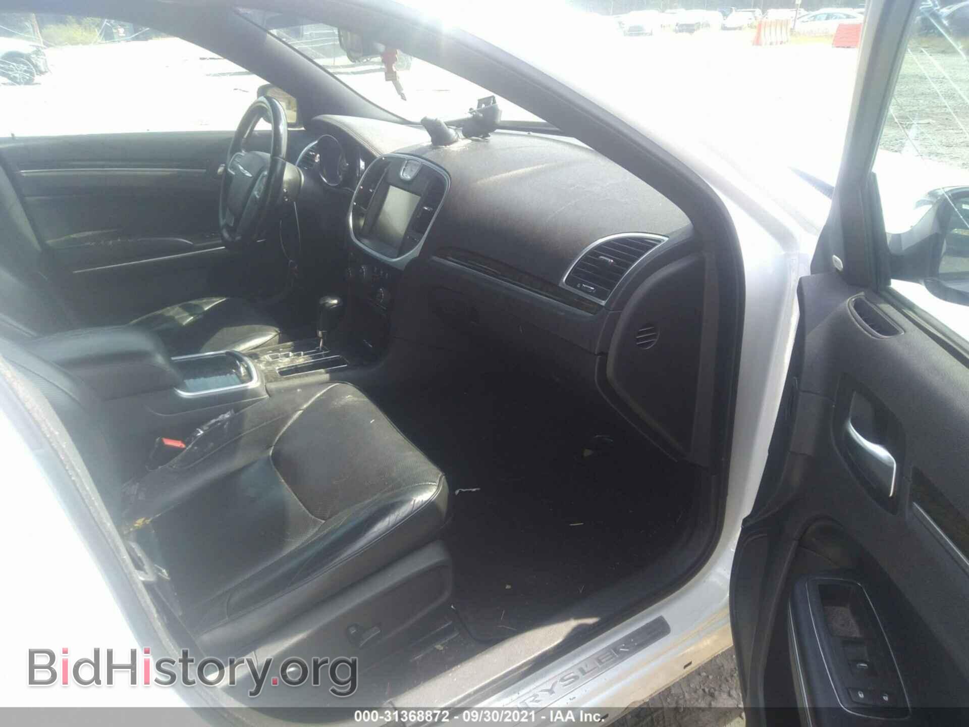 2013 CHRYSLER 300 - VIN: 2C3CCAETXDH568923 - Photo 5
