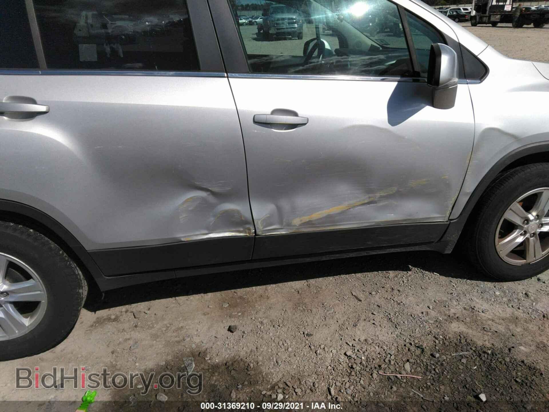 2015 CHEVROLET TRAX - VIN: 3GNCJLSB3FL252368 - Фото 6