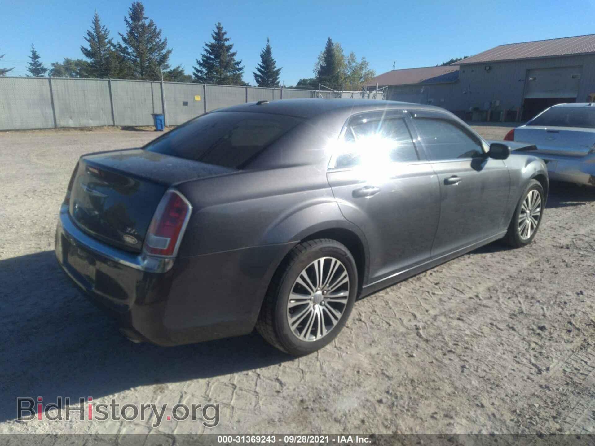 2013 CHRYSLER 300 - VIN: 2C3CCARG8DH604329 - Фото 4
