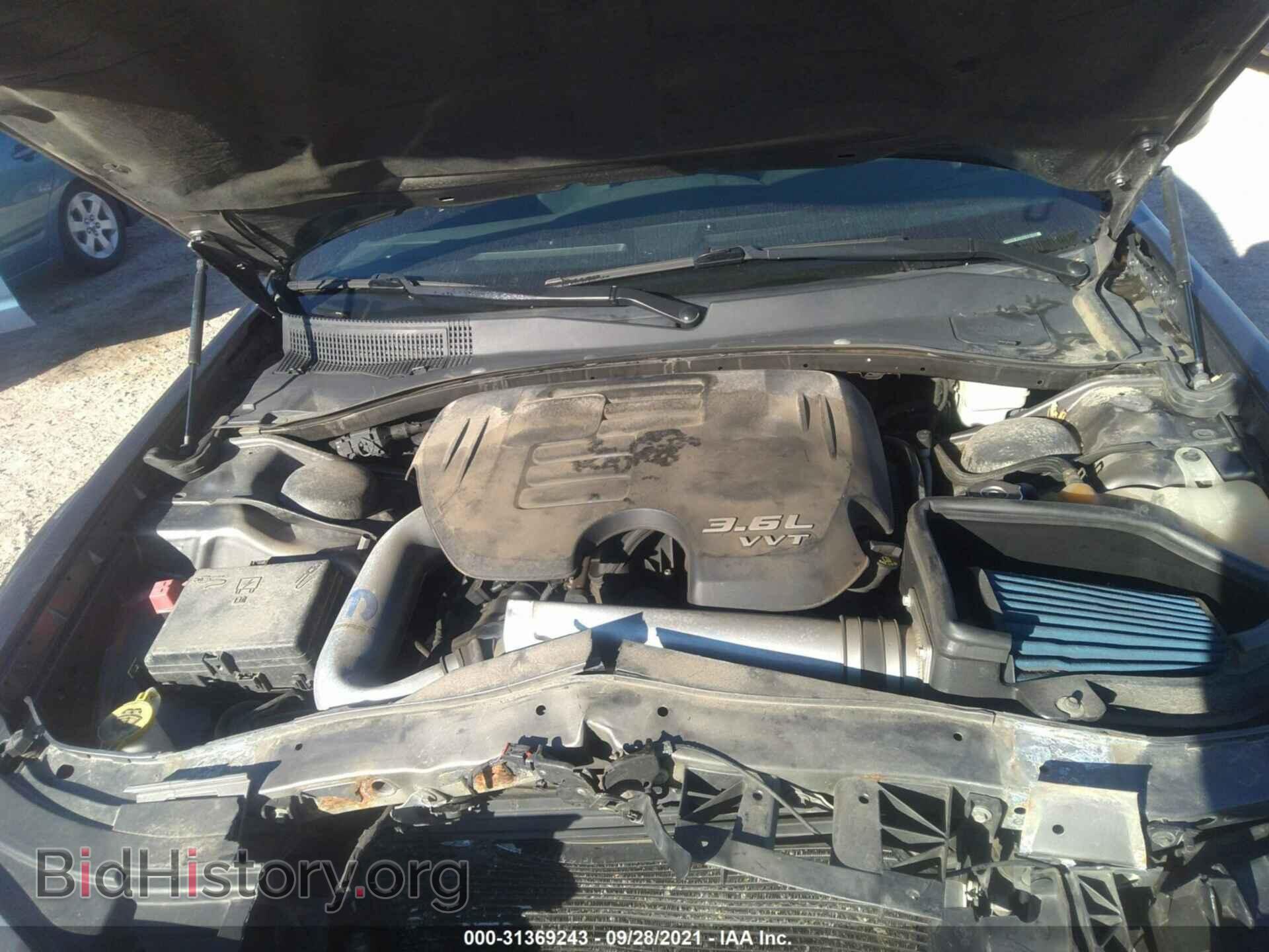 2013 CHRYSLER 300 - VIN: 2C3CCARG8DH604329 - Фото 10