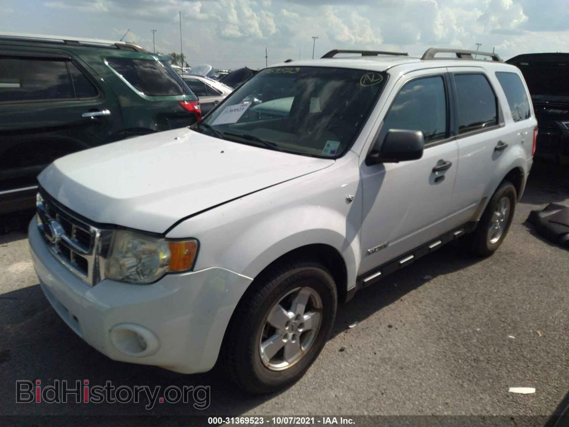 2008 FORD ESCAPE - VIN: 1FMCU03108KD90681 - Фото 2
