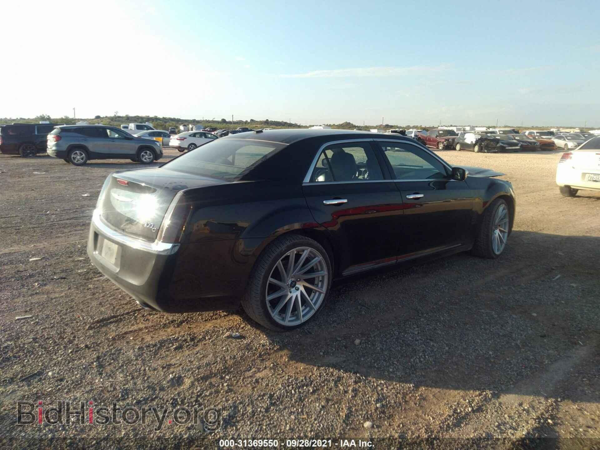 2014 CHRYSLER 300 - VIN: 2C3CCAEG9EH380060 - Фото 4