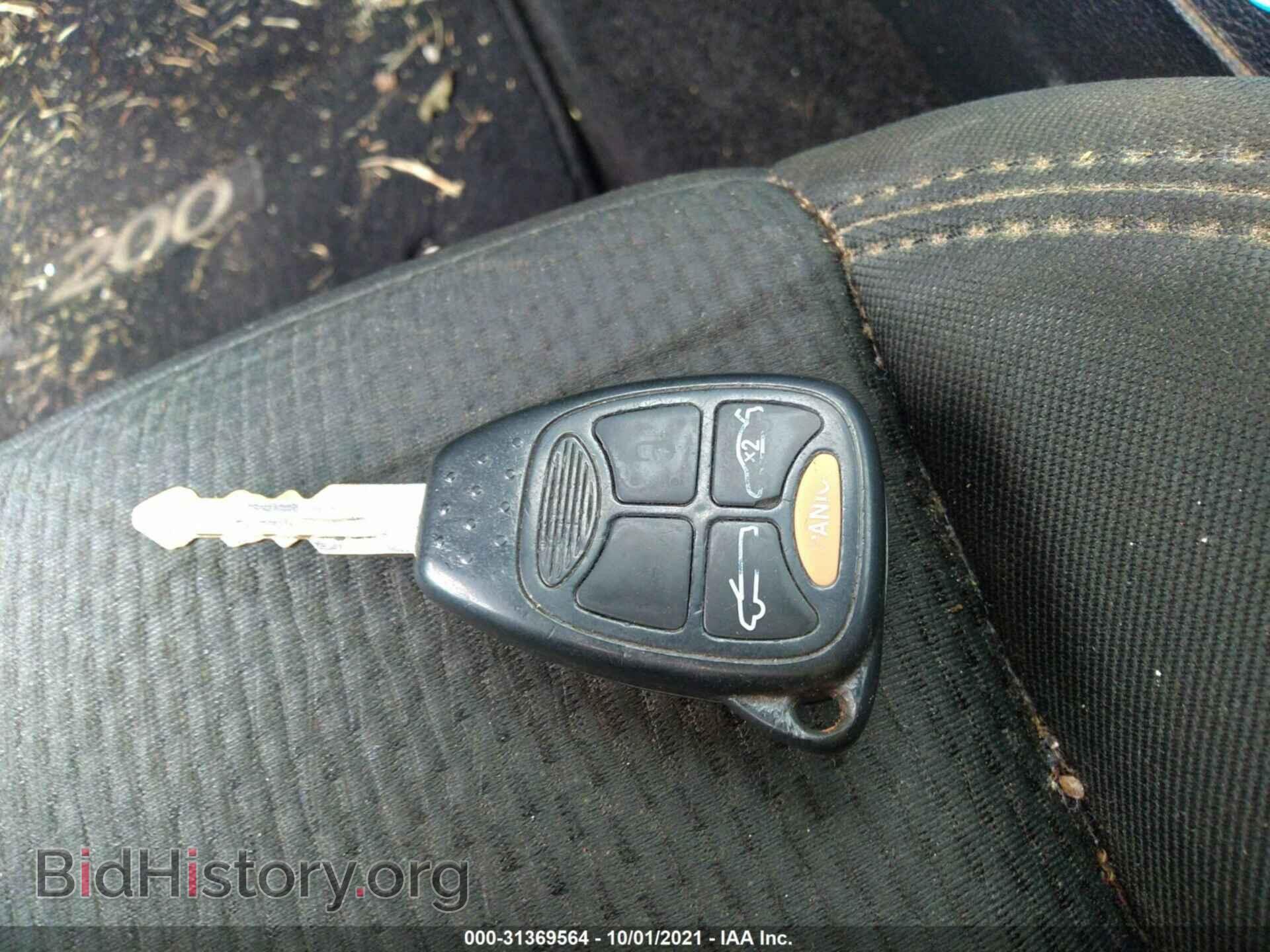 2011 CHRYSLER 200 - VIN: 1C3BC2EG1BN537620 - Фото 11