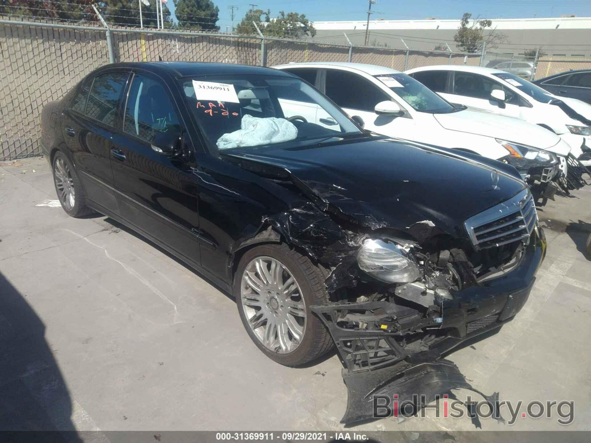 Photo WDBUF72X78B190090 - MERCEDES-BENZ E-CLASS 2008