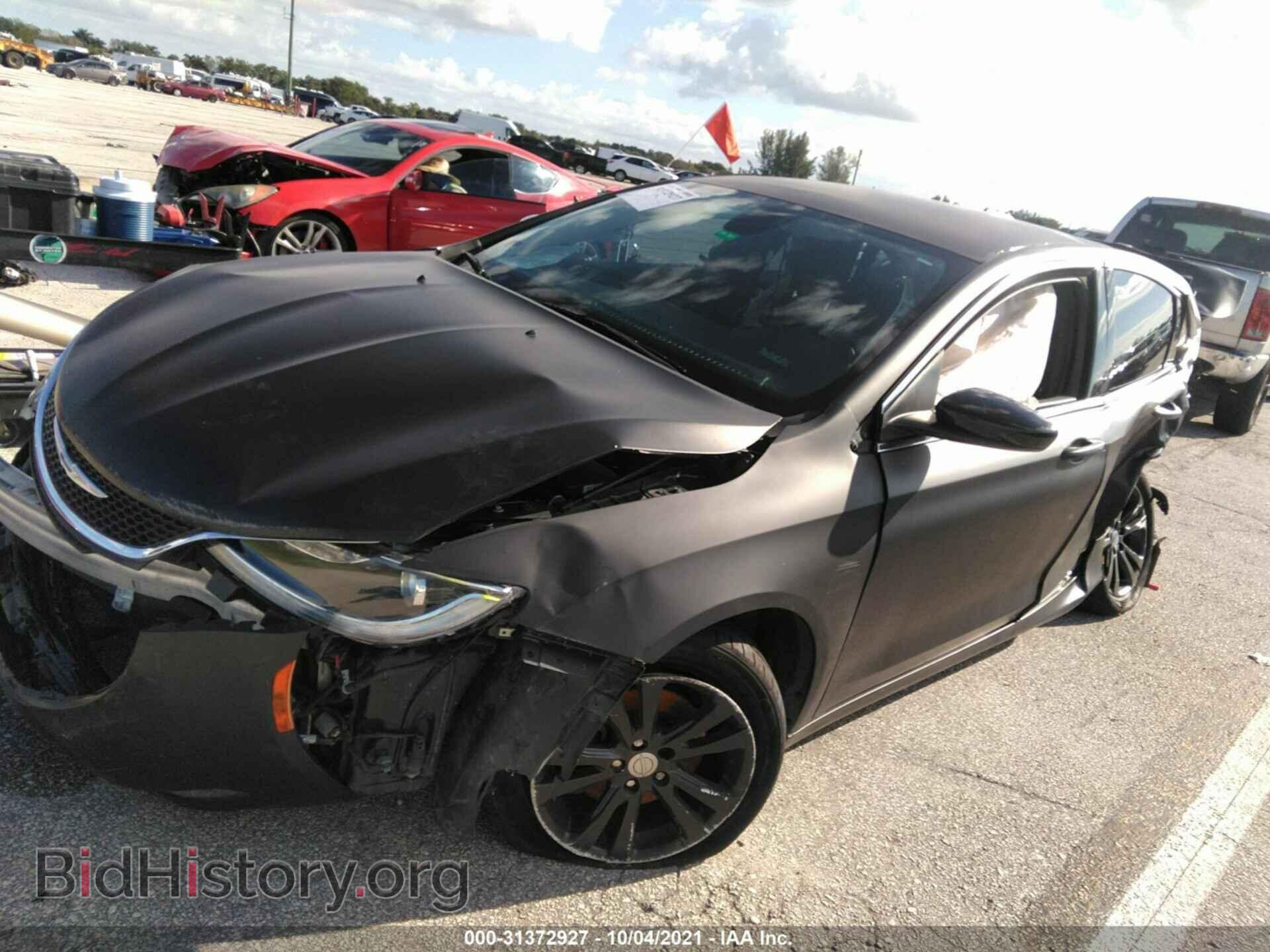 2015 CHRYSLER 200 - VIN: 1C3CCCAB7FN712737 - Photo 2