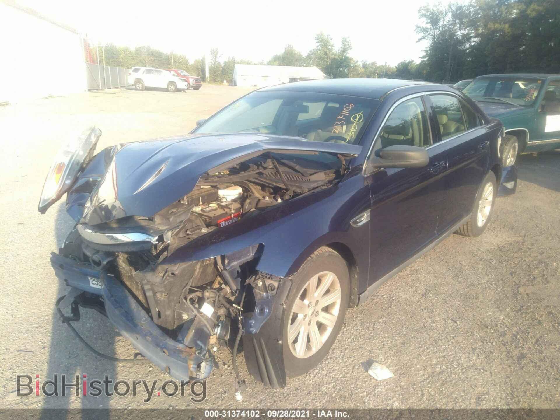 2011 FORD TAURUS - VIN: 1FAHP2DW5BG114018 - Фото 2