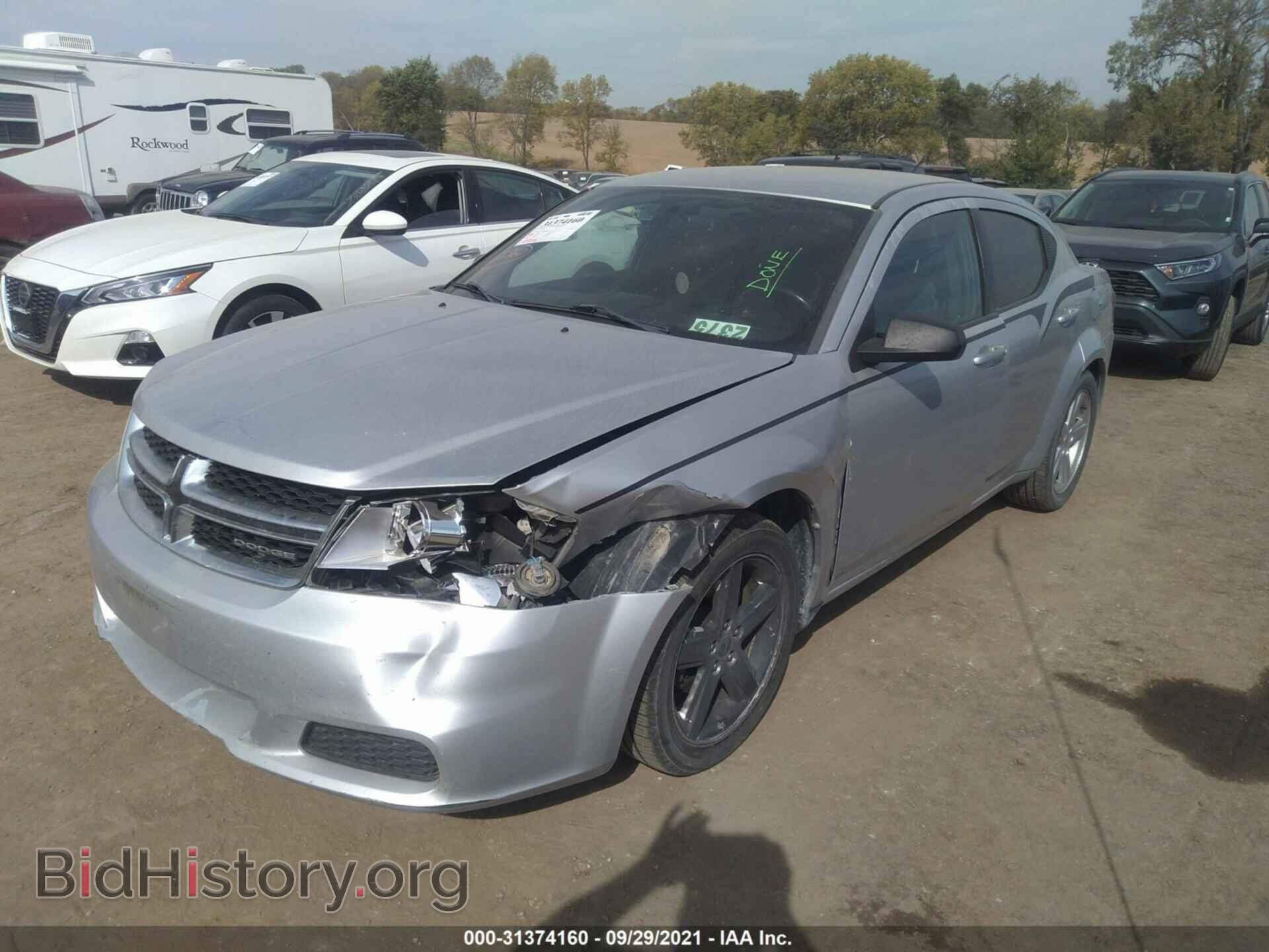 2011 DODGE AVENGER - VIN: 1B3BD1FB3BN591170 - Фото 2