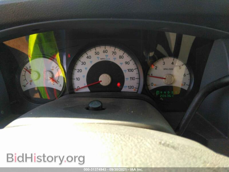 2006 Dodge DURANGO (VIN 1D4HD38N36F192936) — photo 7 of 10