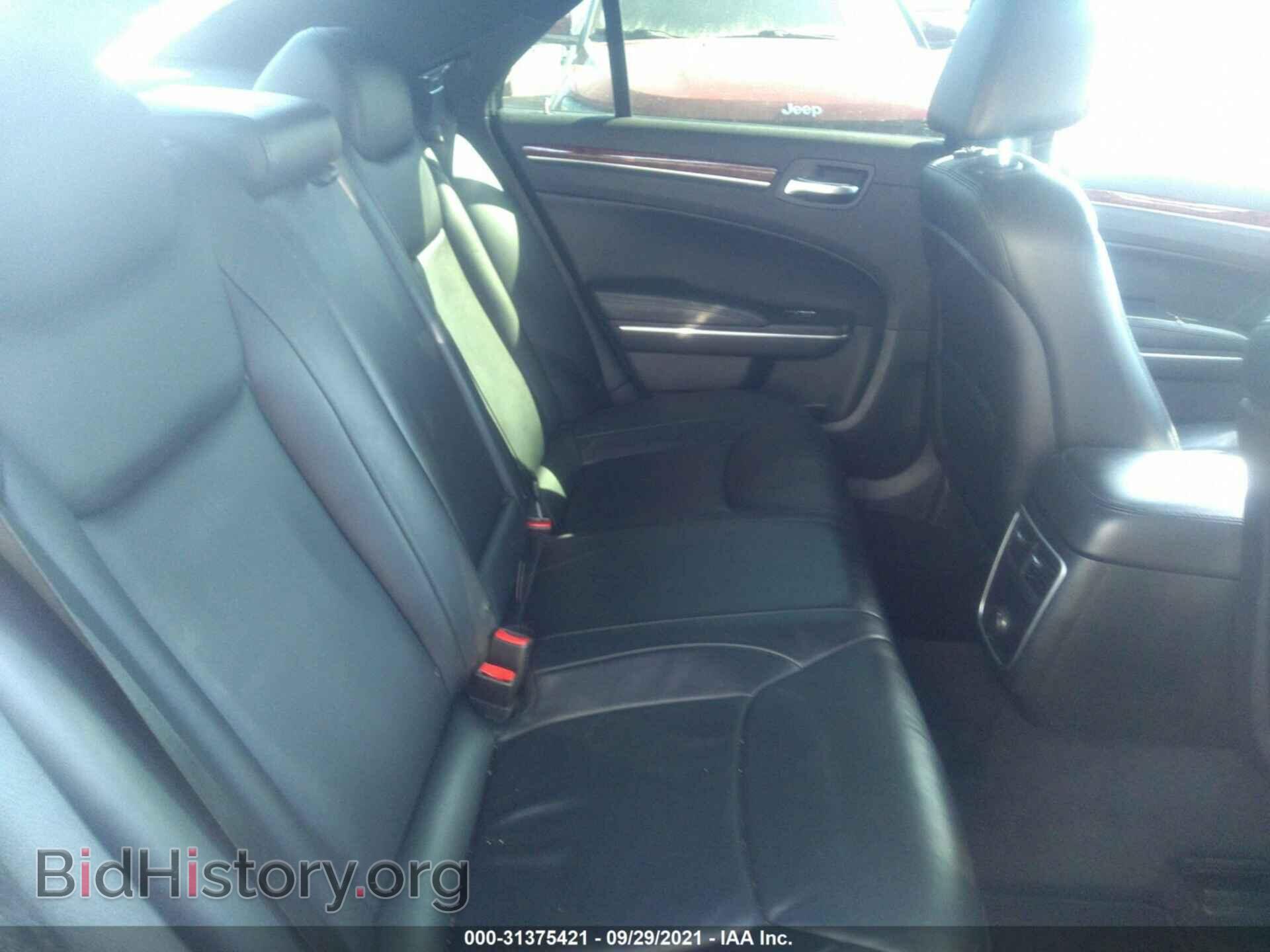 2013 CHRYSLER 300 - VIN: 2C3CCAAG0DH551234 - Фото 8