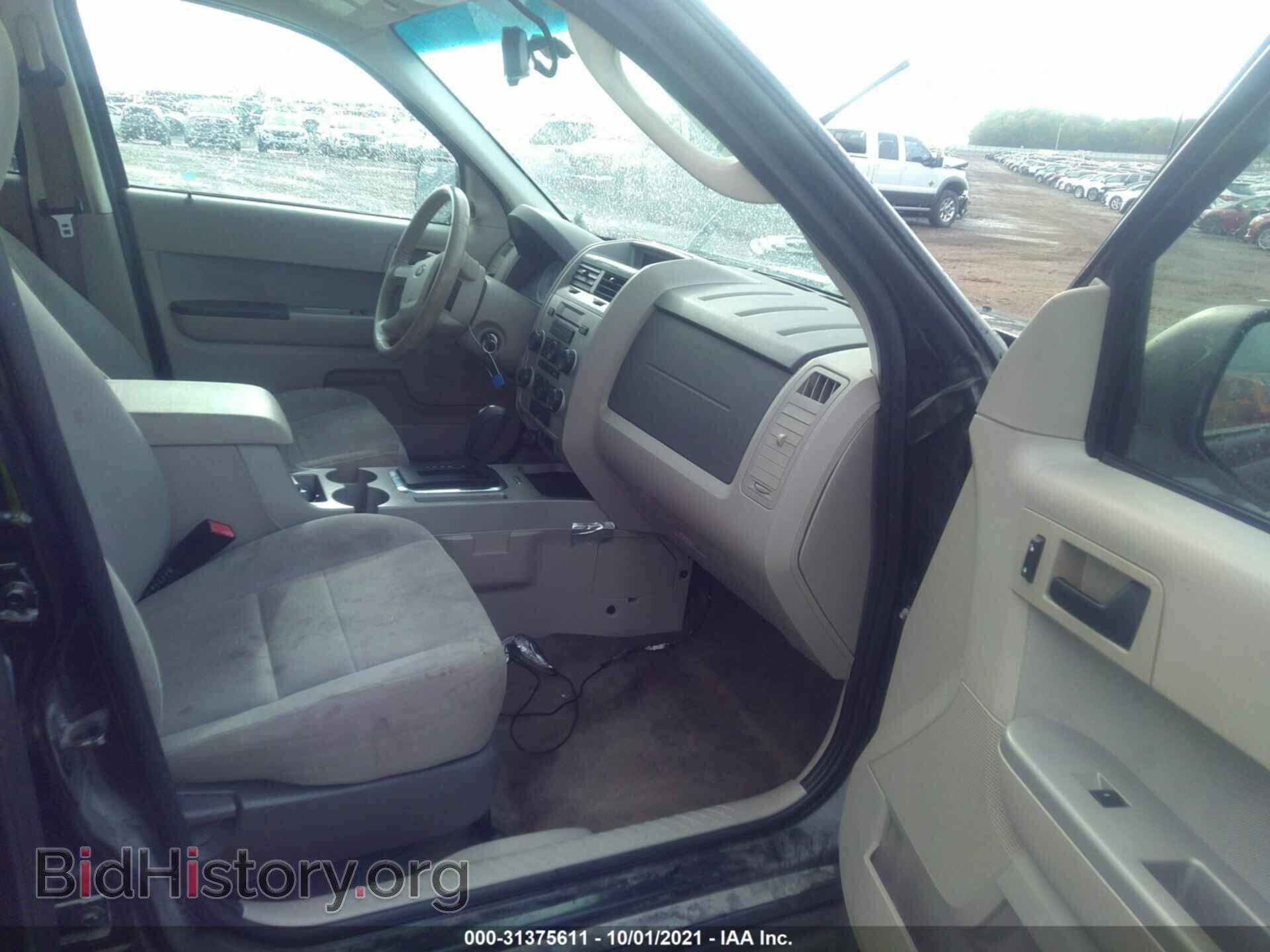2011 FORD ESCAPE - VIN: 1FMCU9D79BKA21719 - Фото 5