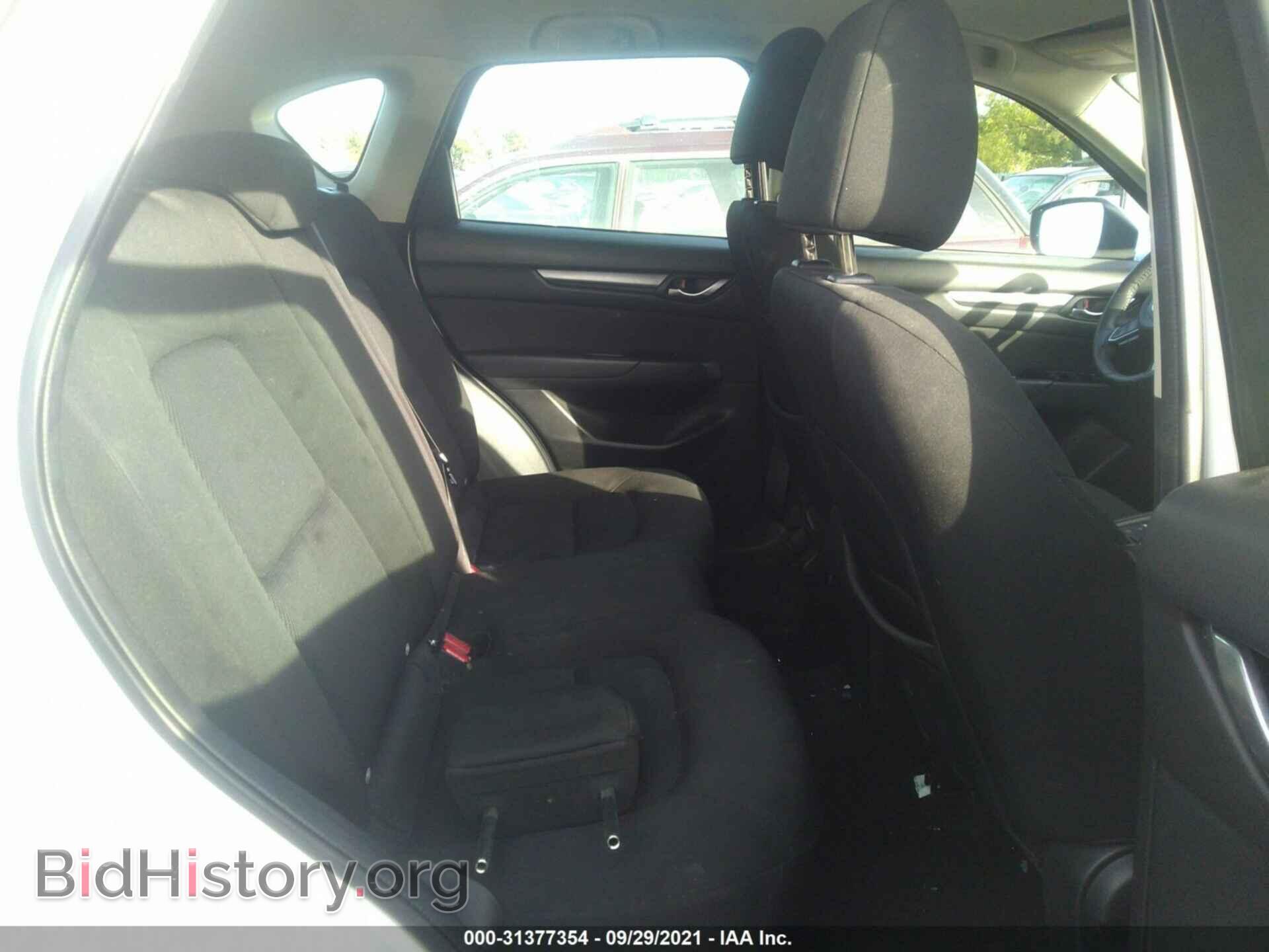 2018 MAZDA CX-5 - VIN: JM3KFBBM1J0457962 - Фото 8