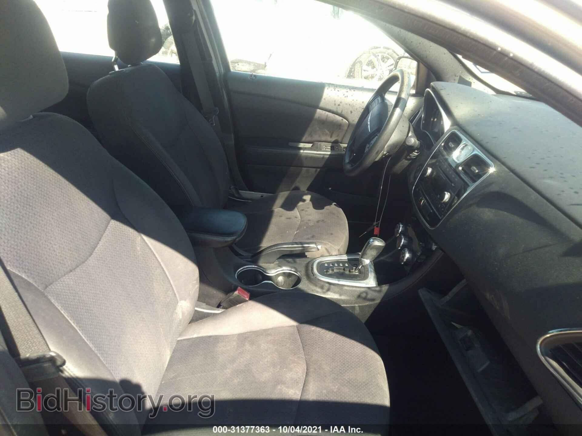 2014 CHRYSLER 200 - VIN: 1C3CCBAB8EN206682 - Фото 5