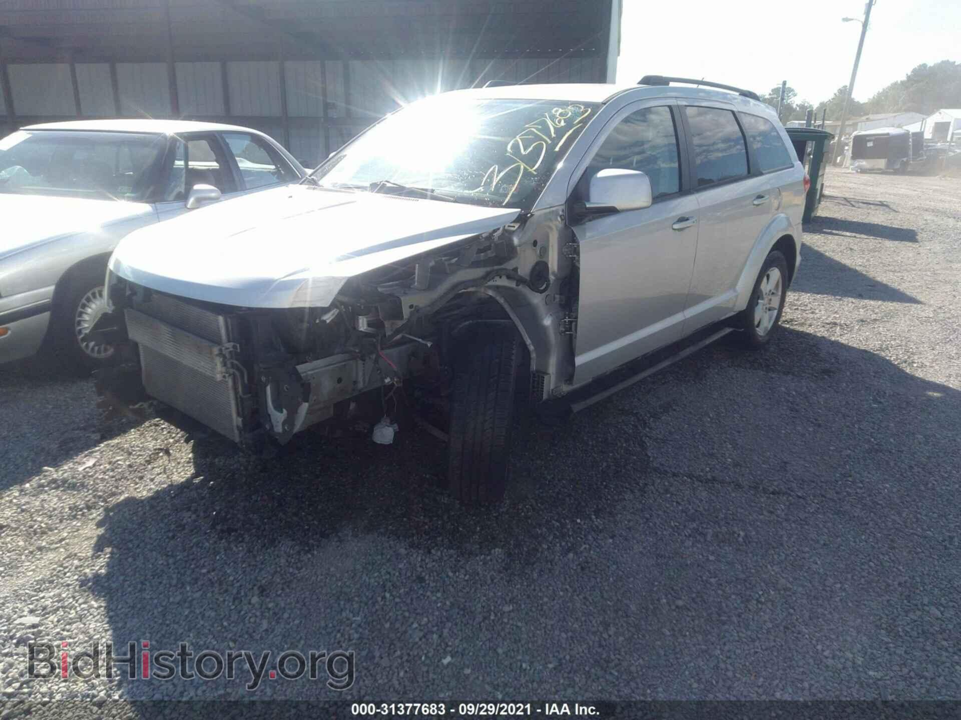 2011 DODGE JOURNEY - VIN: 3D4PH1FGXBT565463 - Фото 2