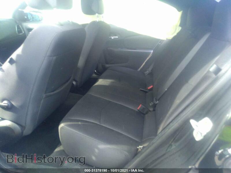 2013 Chrysler 200 (VIN 1C3CCBBB2DN688742) — фото 8 из 12