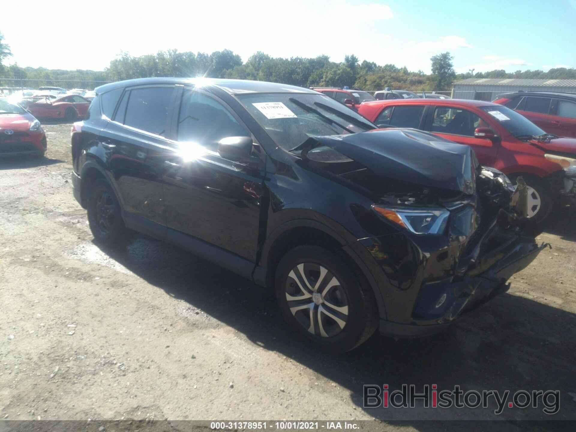 Photo 2T3BFREV7JW818306 - TOYOTA RAV4 2018