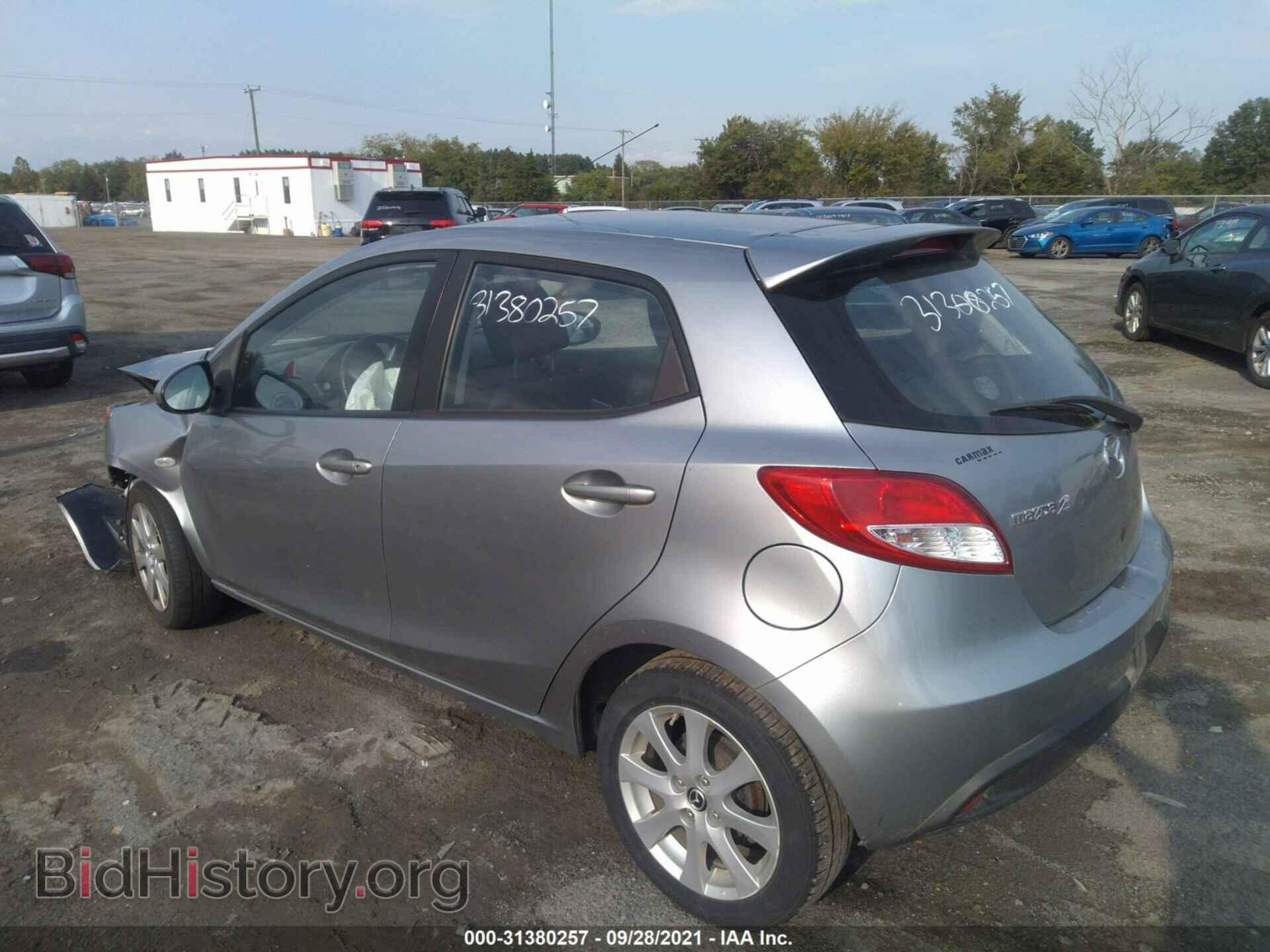 2013 MAZDA MAZDA2 - VIN: JM1DE1LY6D0156169 - Фото 3