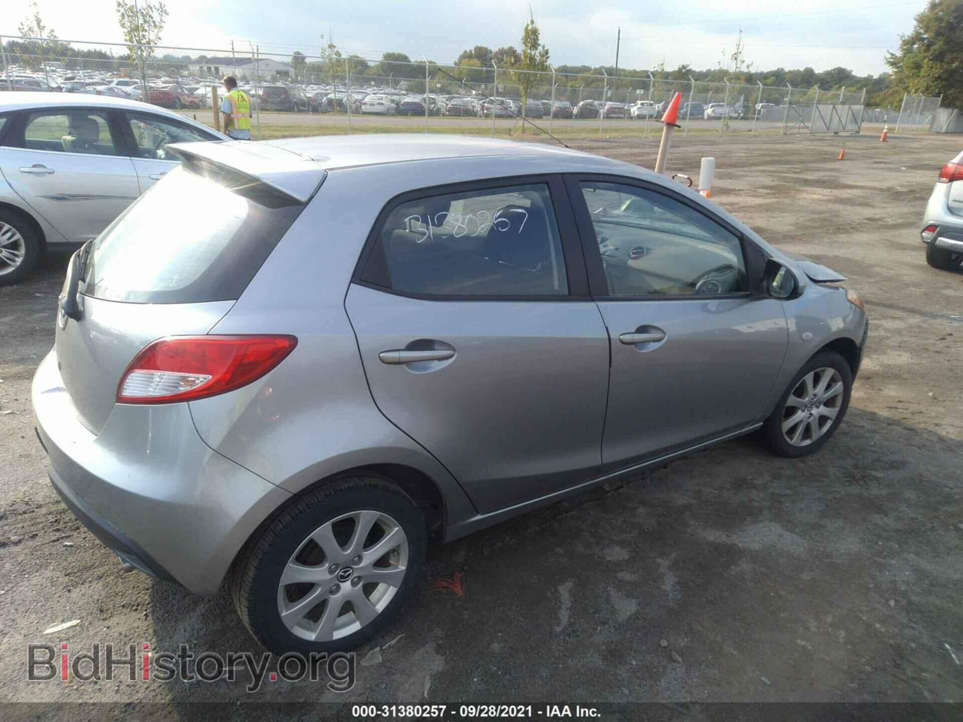 2013 MAZDA MAZDA2 - VIN: JM1DE1LY6D0156169 - Фото 4