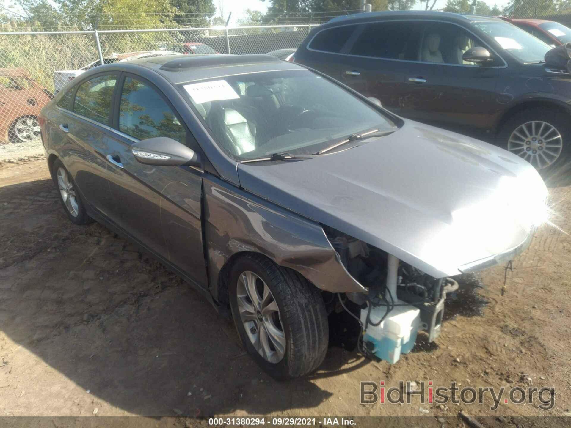 Photo 5NPEC4AC2DH657890 - HYUNDAI SONATA 2013