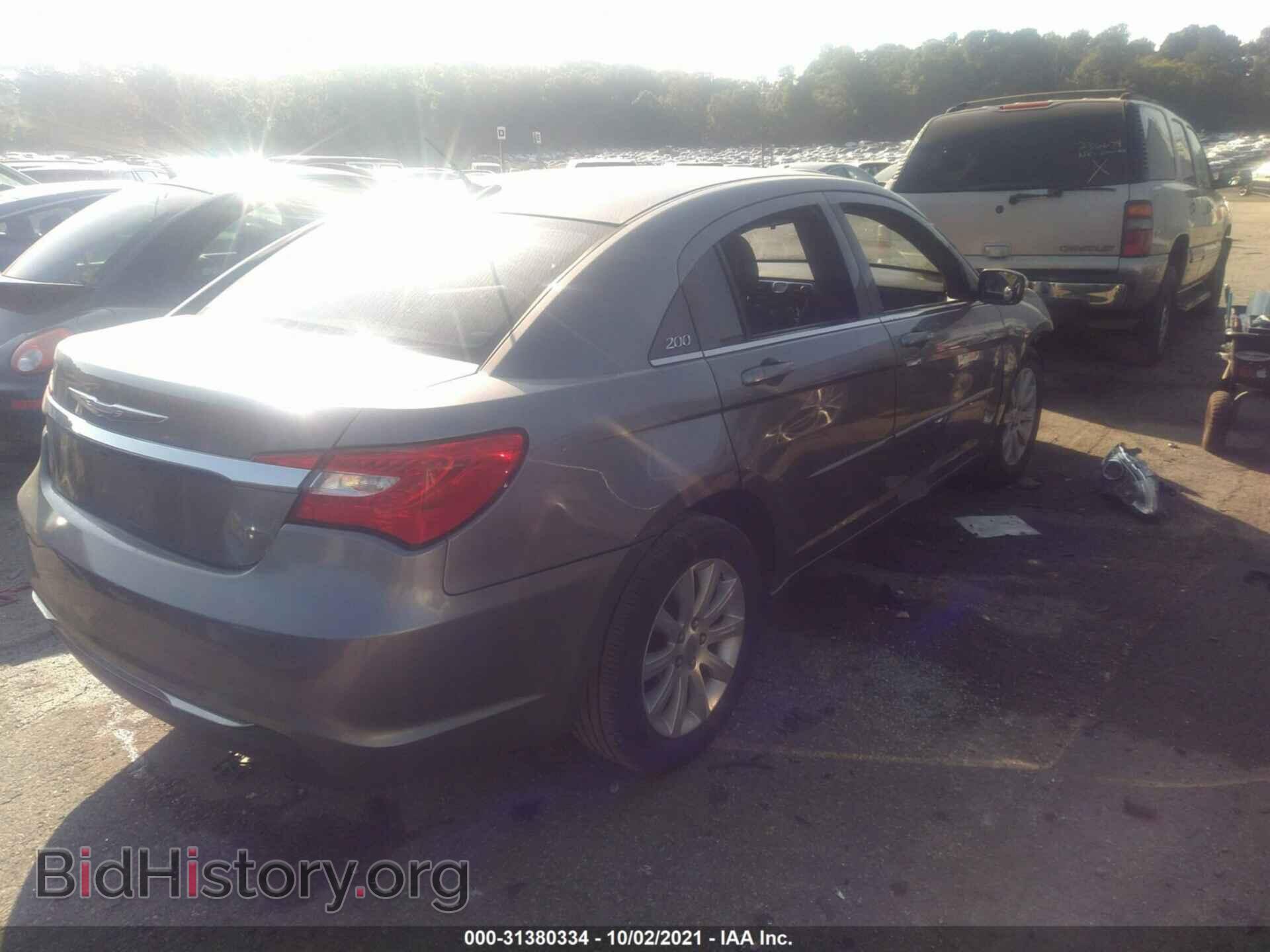 2013 CHRYSLER 200 - VIN: 1C3CCBBB0DN714383 - Фото 4