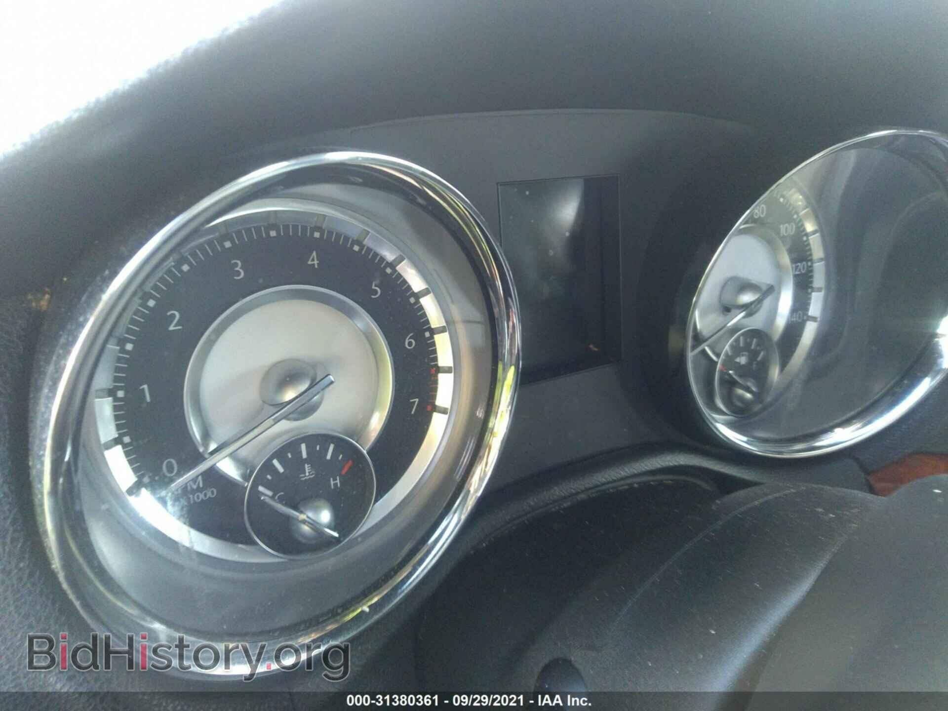 2013 CHRYSLER 300 - VIN: 2C3CCAAG5DH626915 - Фото 7