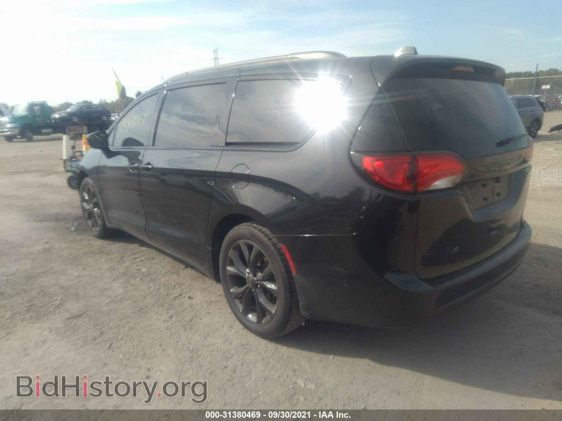 2020 CHRYSLER PACIFICA - VIN: 2C4RC1EG3LR113350 - Фото 3