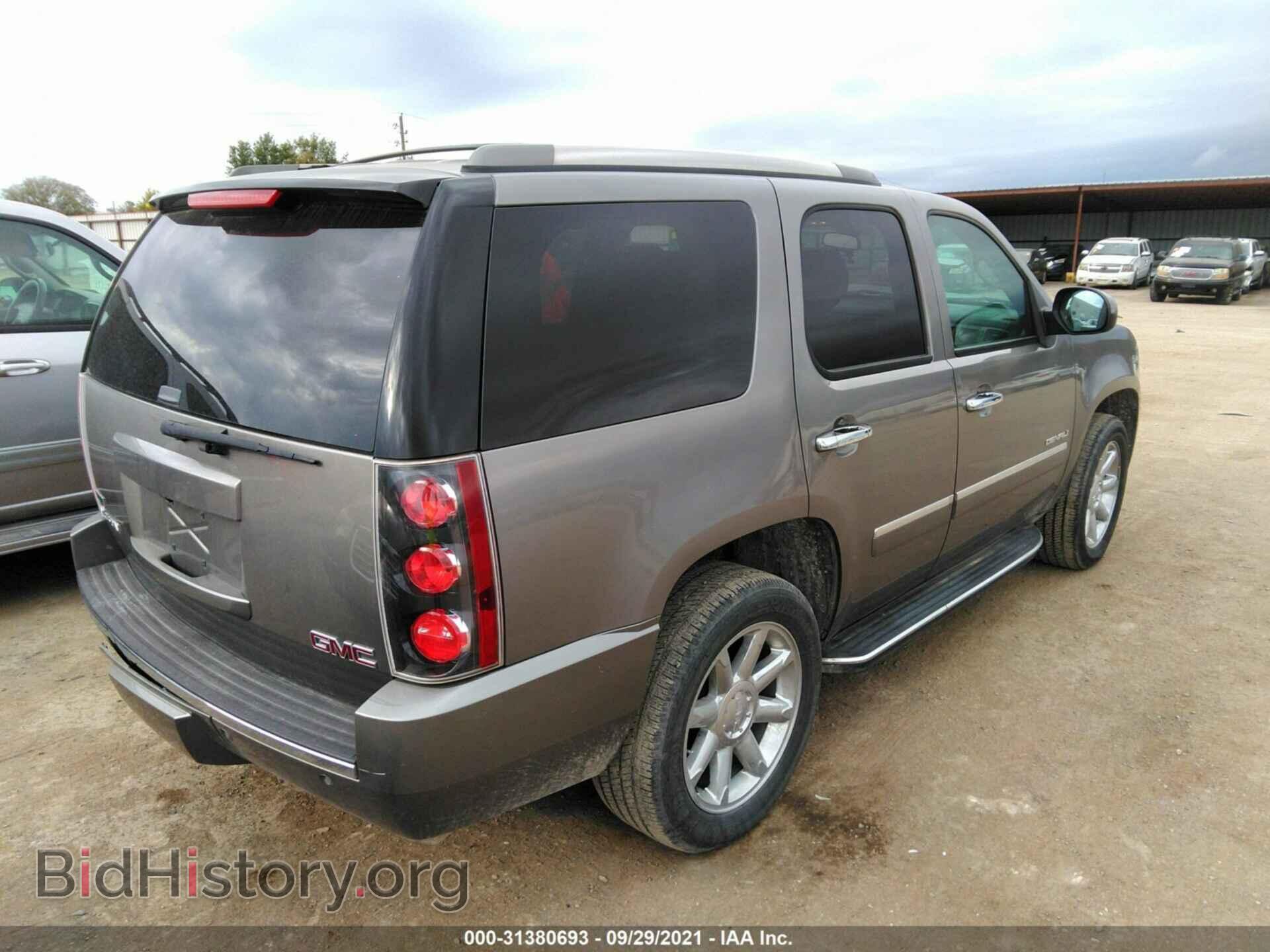 2012 GMC YUKON - VIN: 1GKS1EEF9CR286242 - Фото 4