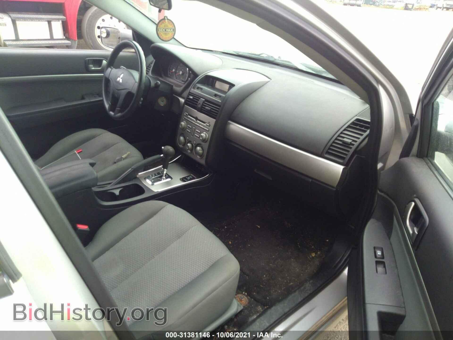 2011 MITSUBISHI GALANT - VIN: 4A32B2FF1BE007911 - Фото 5
