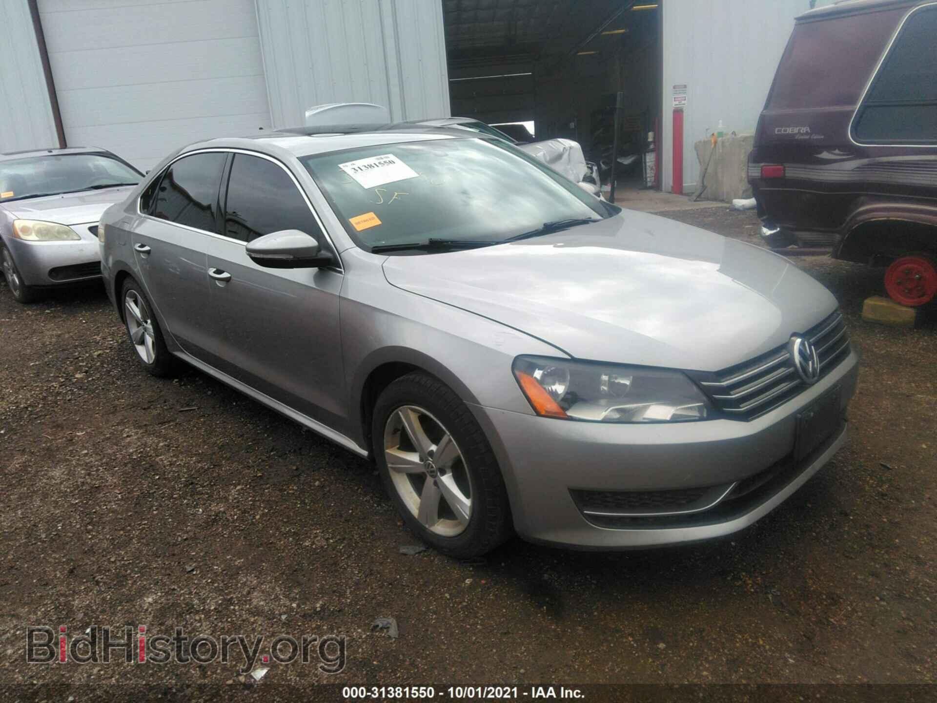 Photo 1VWBH7A3XCC049998 - VOLKSWAGEN PASSAT 2012