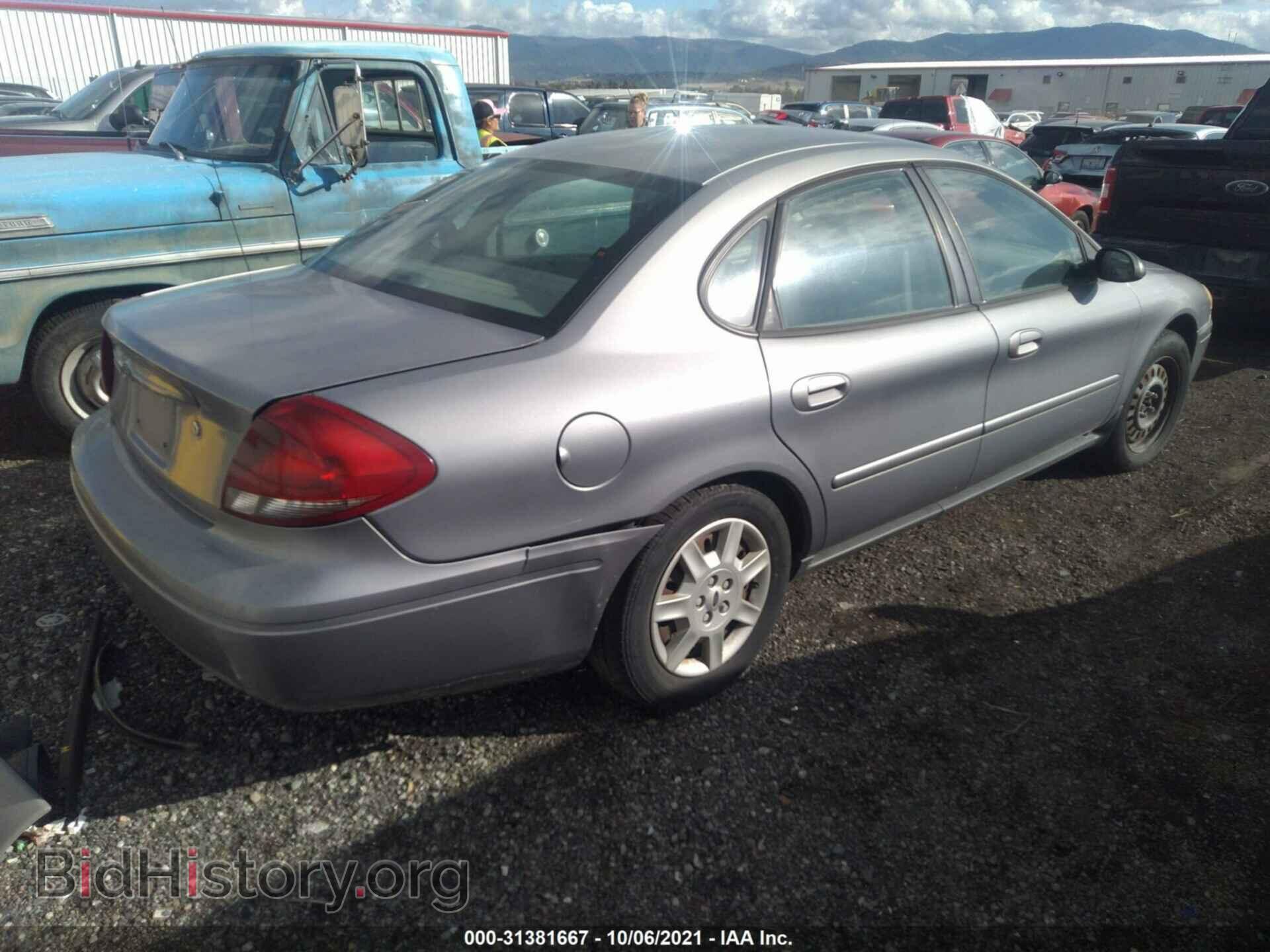 2007 FORD TAURUS - VIN: 1FAFP53U07A210335 - Фото 4